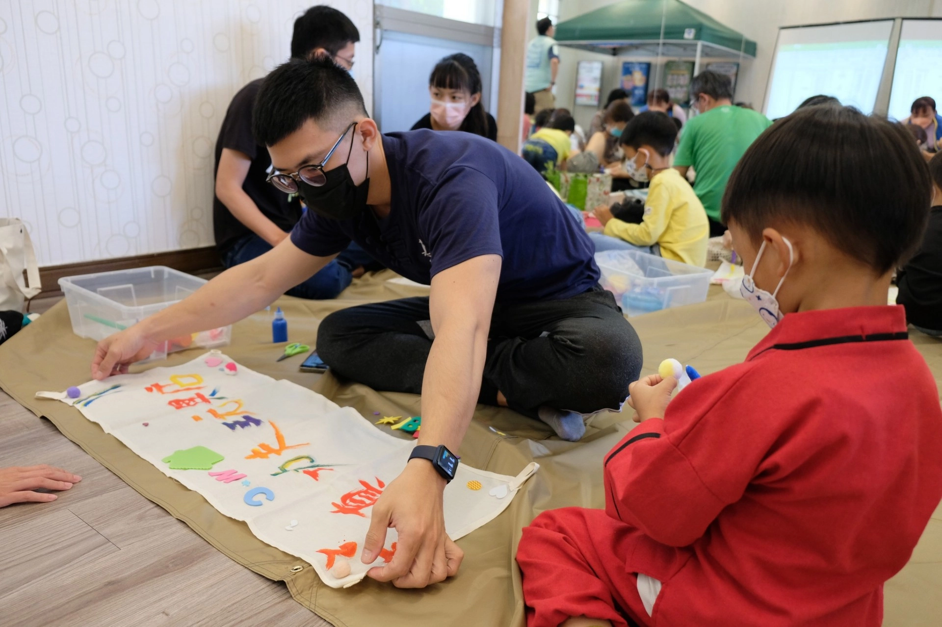 去年小老闆市集活動受到歡迎，今年擴大於花蓮縣婦幼親創園區舉辦