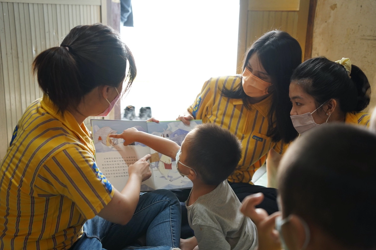 台灣世界展望會與IKEA自2020年共同發起「IKEA點亮偏鄉希望」計畫，協助「能源弱勢」家庭改善居家環境。