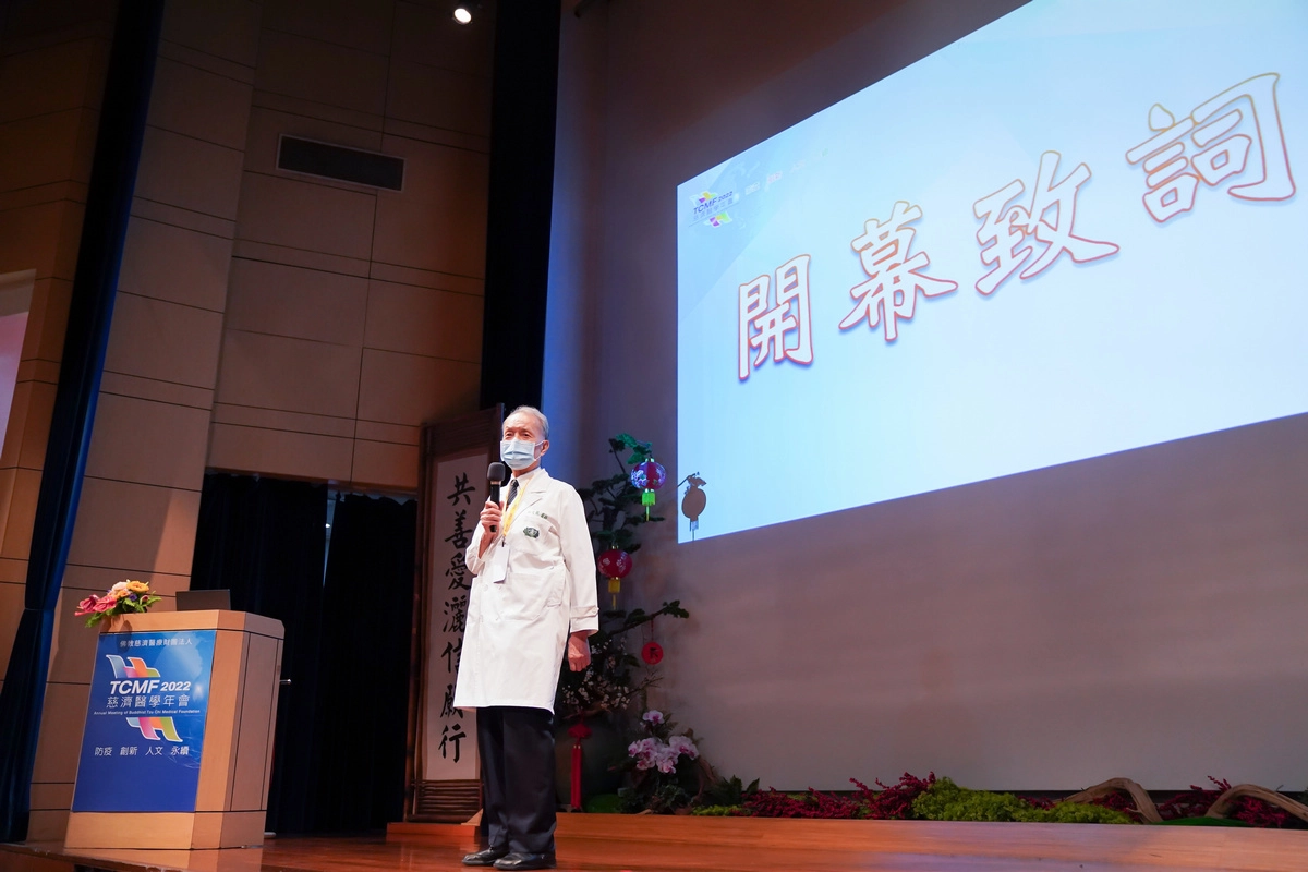 林俊龍執行長致詞，期望大家整合經驗，有備無患，圓滿醫療責任。