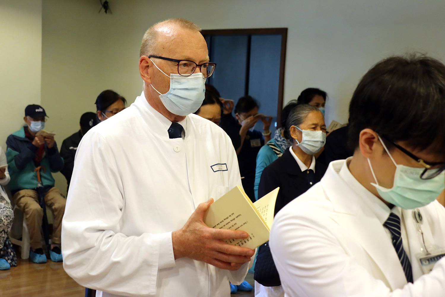 「我非常感恩有這個機會來體會這樣的課程，我也觀察到在這樣的人文氛圍下，大家都積極的學習。」Werner Lang教授說。