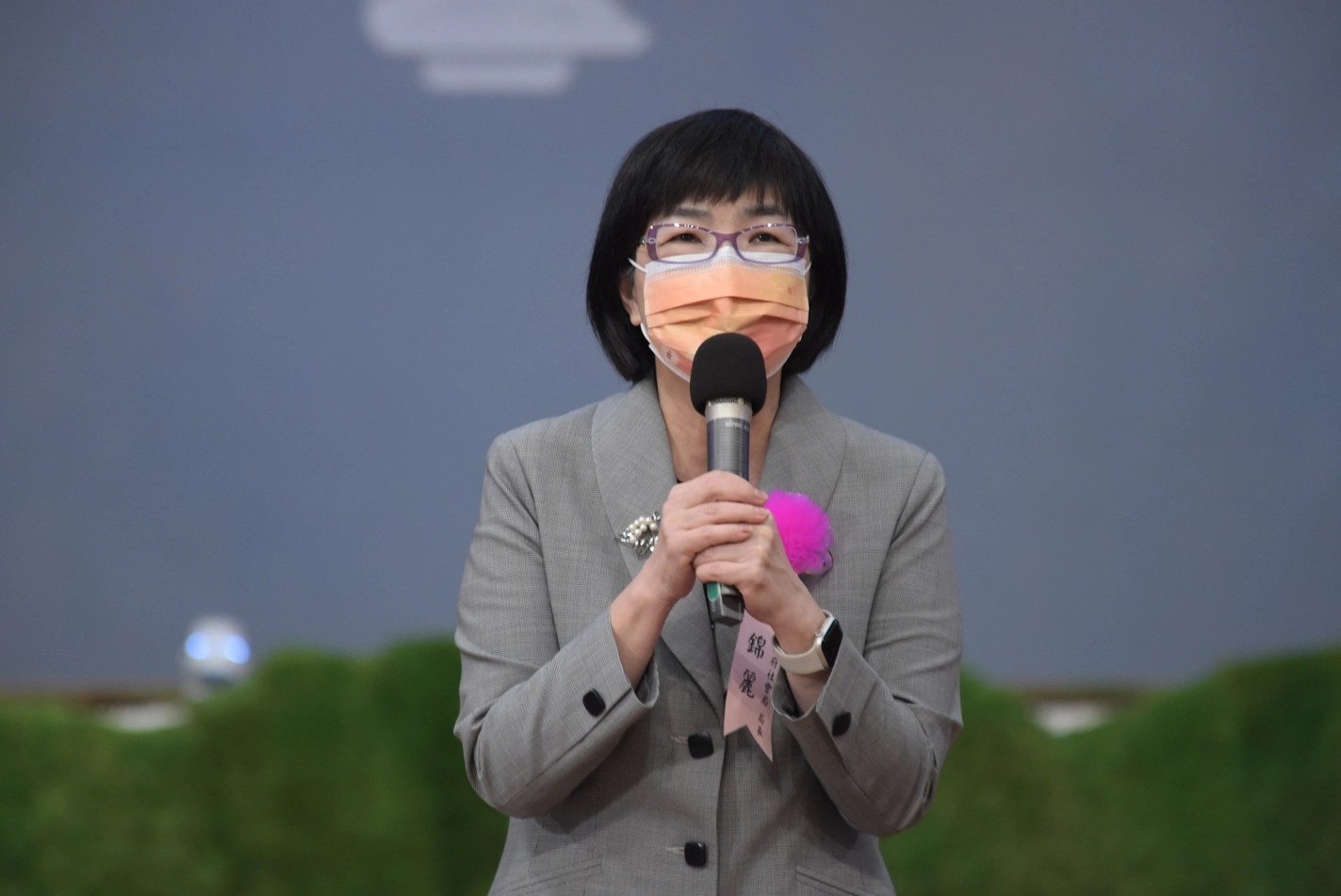 長期與慈濟合作的新北市政府社會局張錦麗局長前來鼓勵學子們。