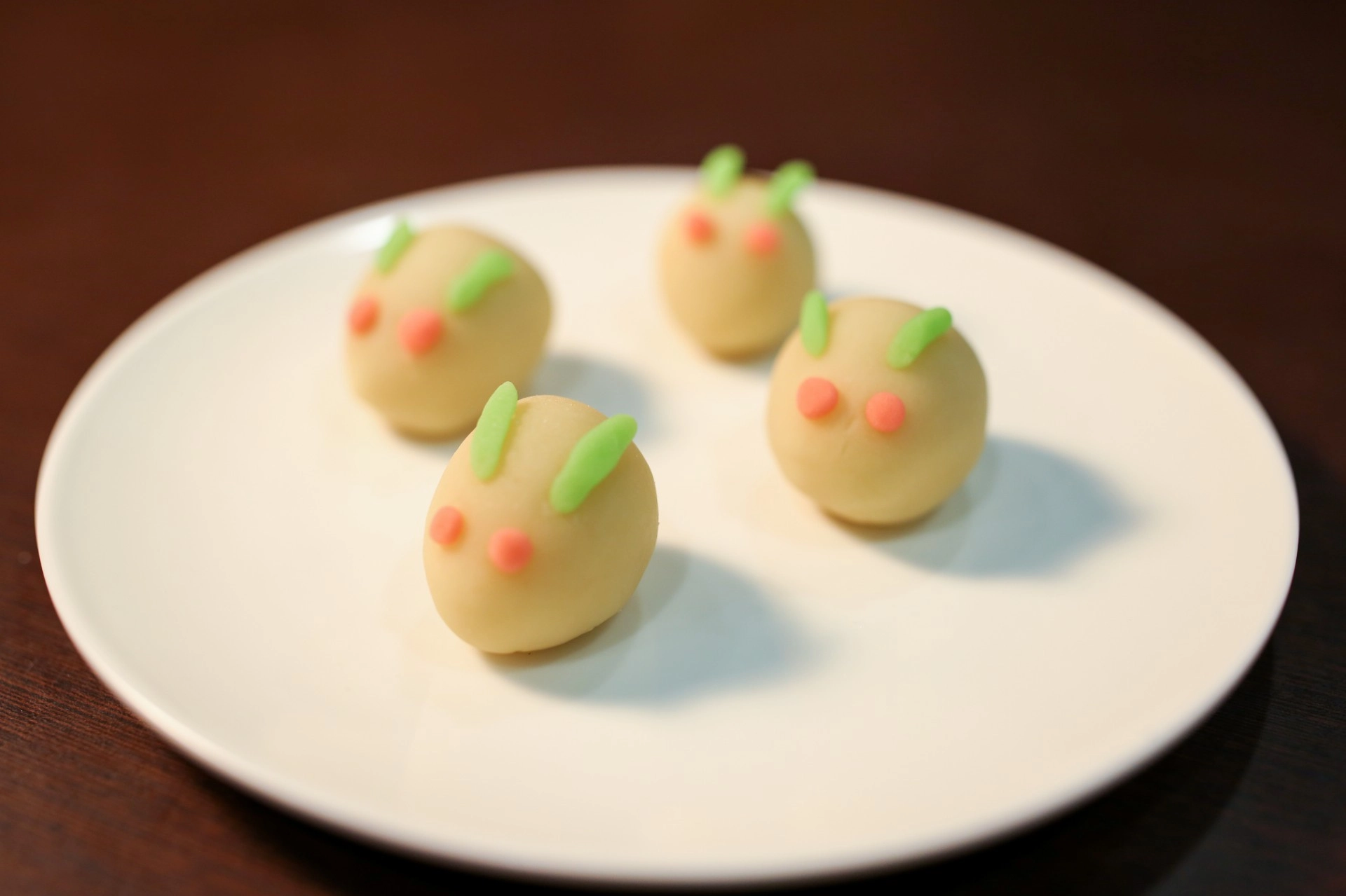 中秋低卡又輕鬆無負擔的應景卡哇伊月餅「玉兔和菓子」