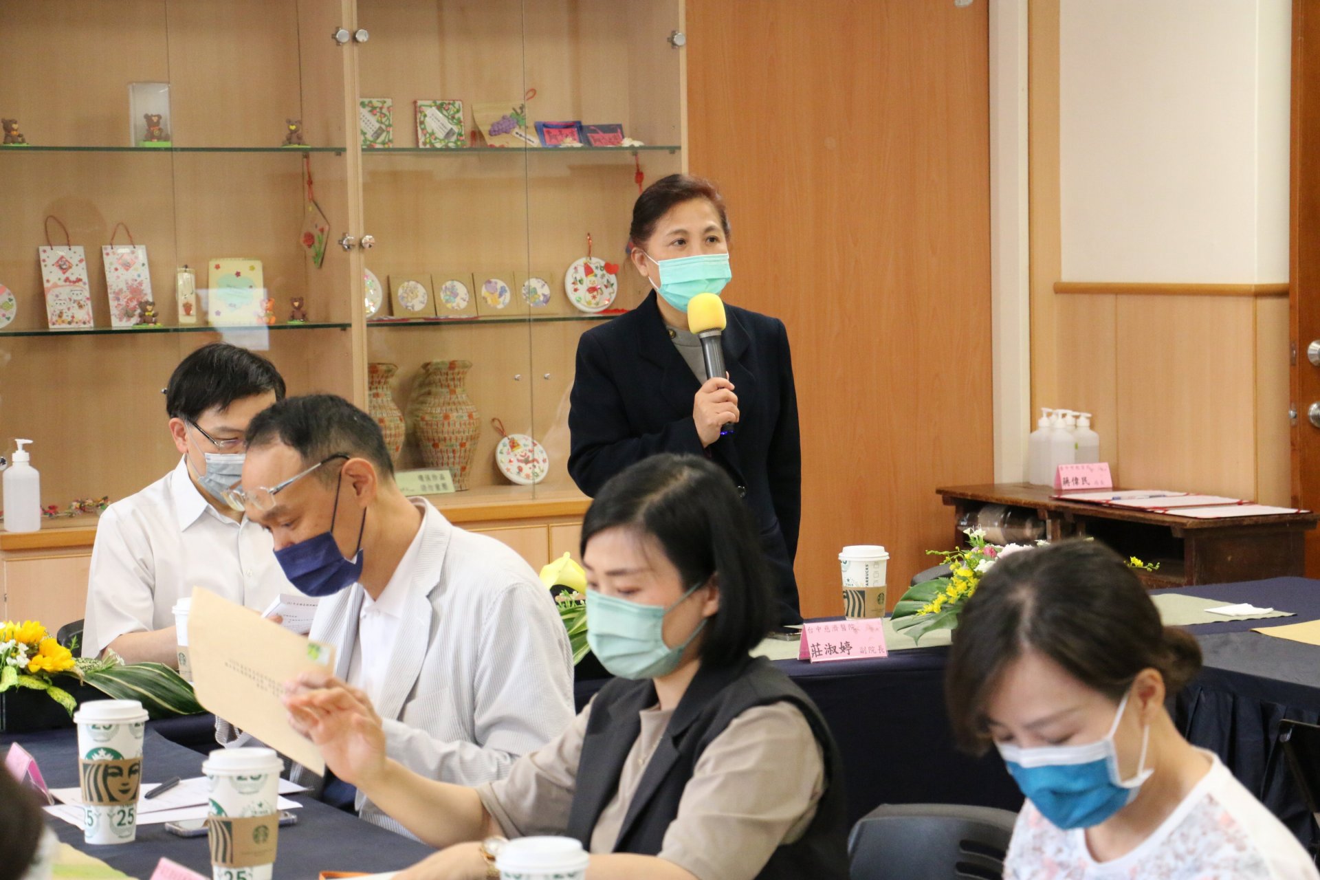 臺中慈濟護理之家負責人臺中慈濟醫院副院長莊淑婷致辭歡迎與會貴賓。