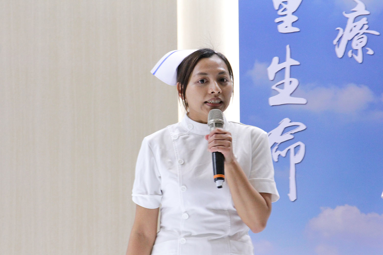 被阿福稱作「Go歡」阿姨的兒科病房副護理長宋景歡說,每個病童都像是自己的孩子,視病如親早已落實在每天的照護生活中。