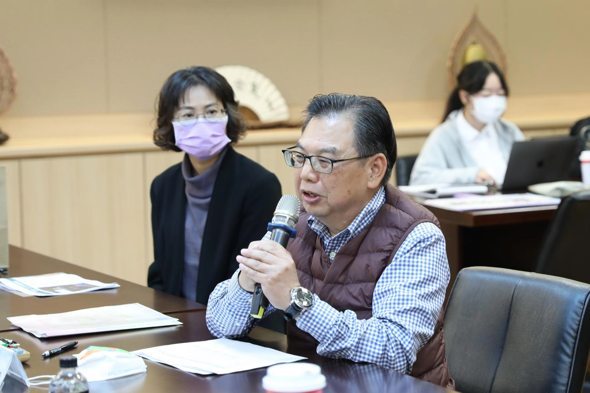 衛生福利部中央健康保險署東區業務組參議邊子強表示，希望透過醫院總額風險調整移撥款能更落實於提升東部鄉親的醫療品質。