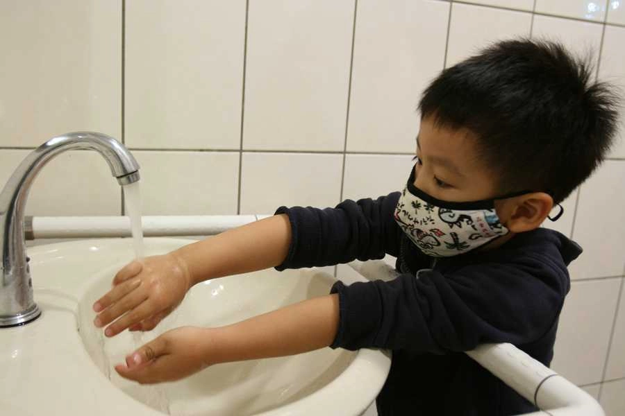 台中慈濟醫院建議幼兒多洗手預防腸病毒資料畫面