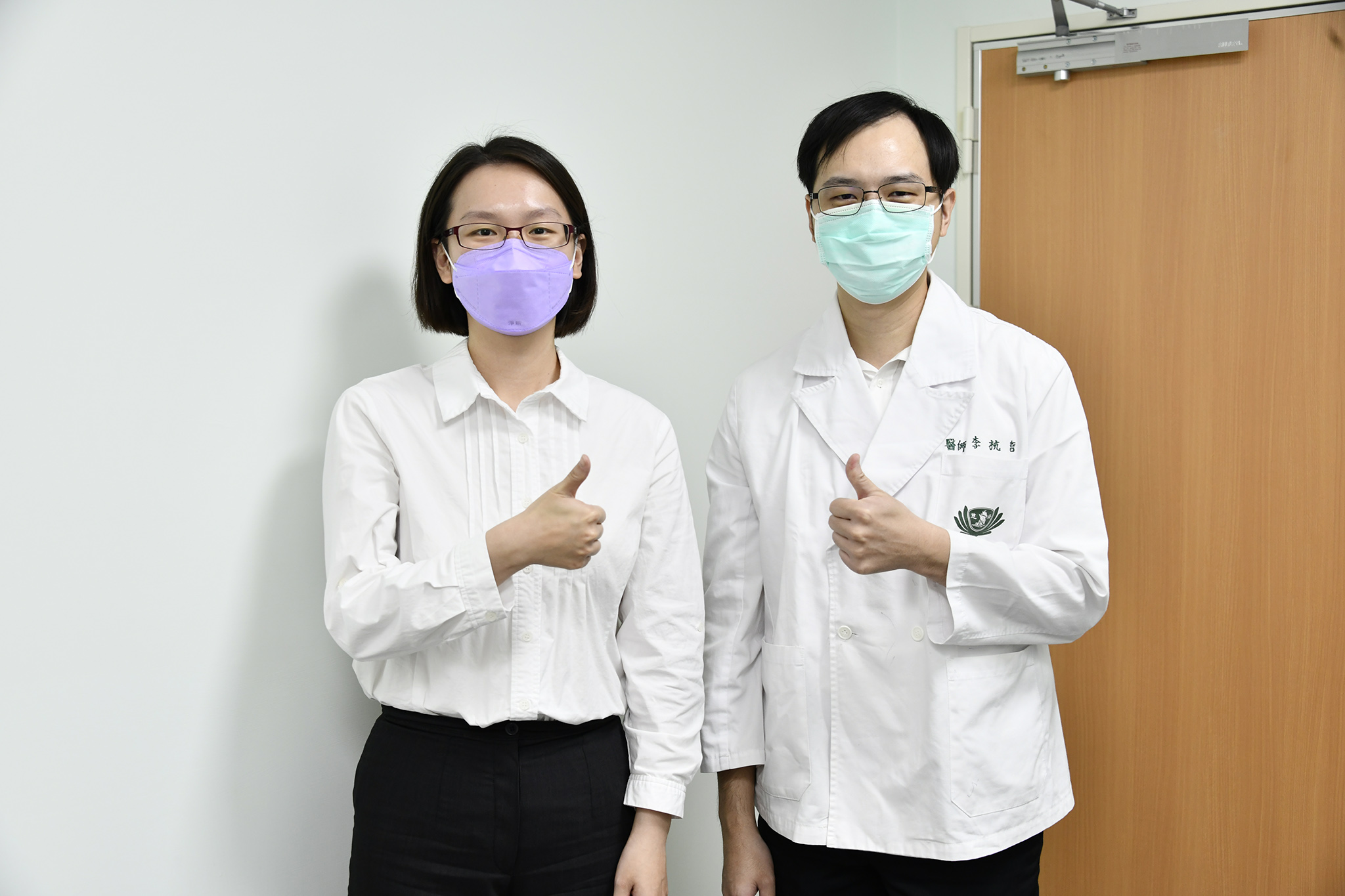 中醫部李杭哲醫師建議，夏天有接受過「三伏貼」治療的人，建議繼續接受「三九貼」治療，以延續治療效果，有助延續三伏貼的療效。