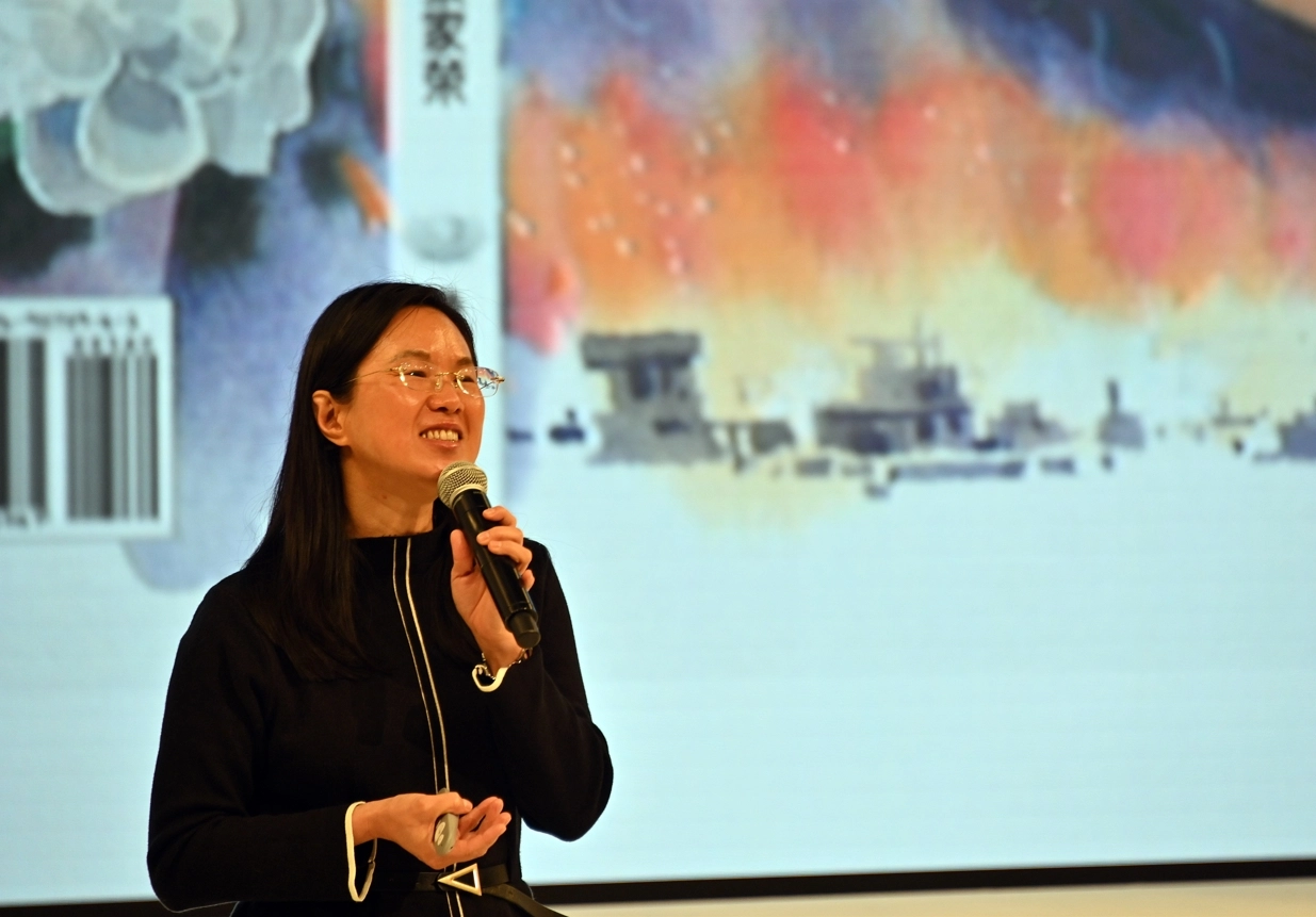 台灣知名童作家嚴淑女推薦一本適合大人陪伴孩子一起關懷世界的溫柔繪本，這本書實現教育飛越戰火的夢。