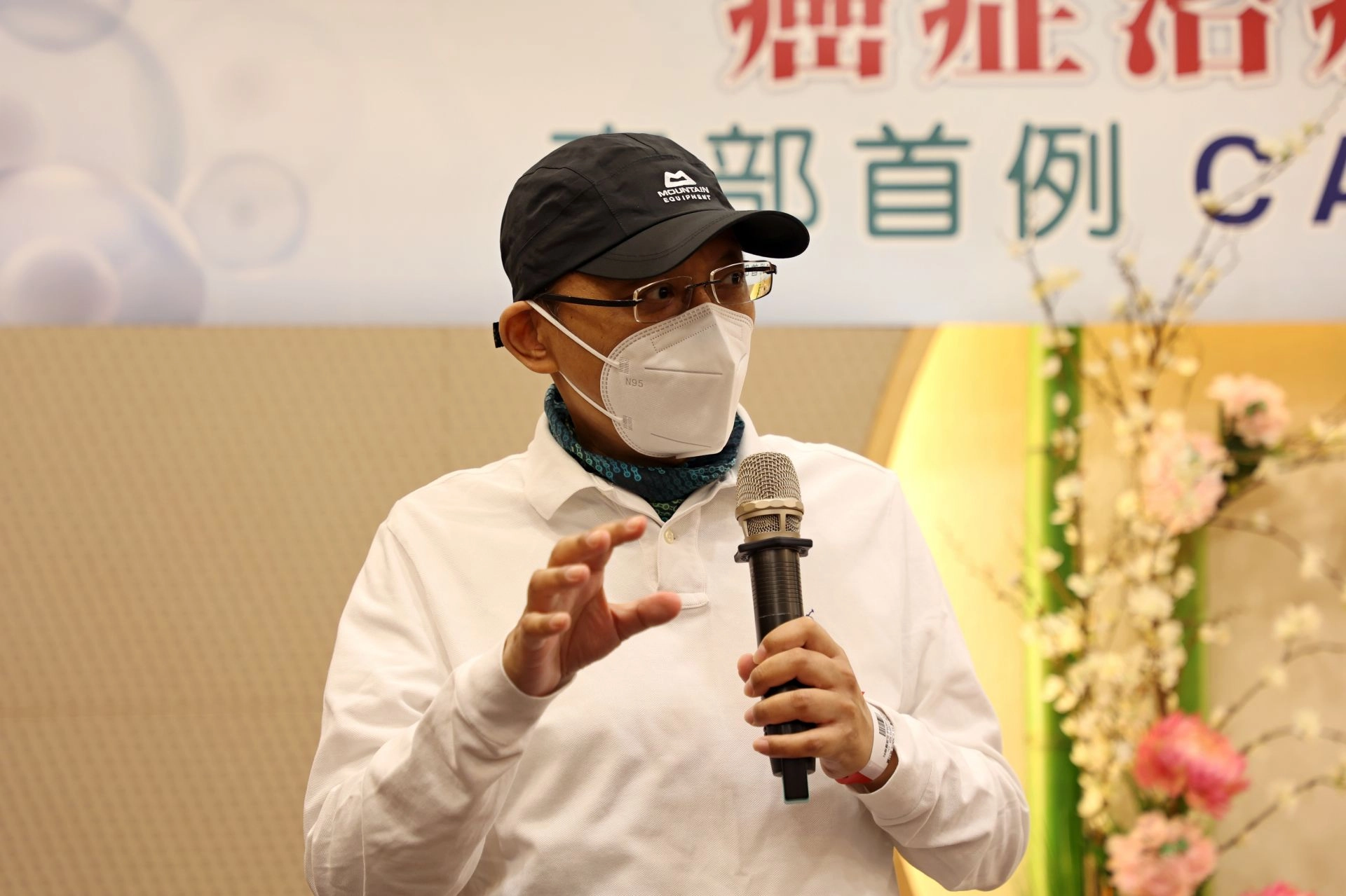 周紹賓醫師說，在所有可以做的治療都做完了，包含開刀、化療、標靶藥物治療、電療等等，CAR-T治療是他最後的希望。