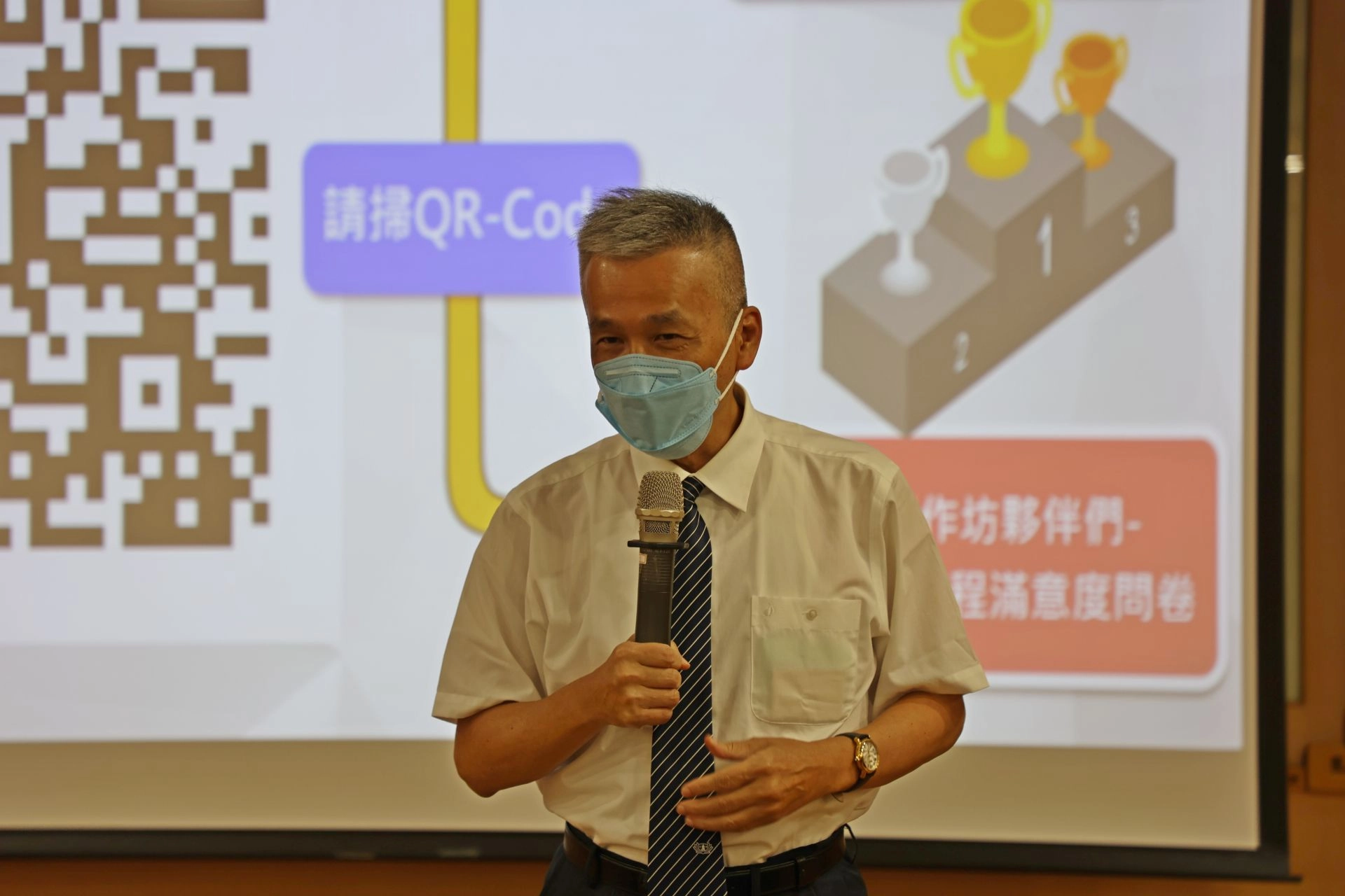 陳星助副院長期許未來醫事室同仁能不僅做到資料分析，也運用工具完成預測資料模型。