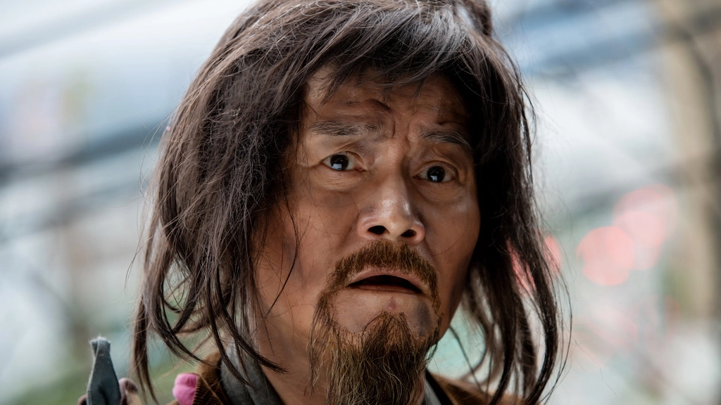 王中皇在《搜尋者》中曾是意氣風發的老大，最後變成流浪漢