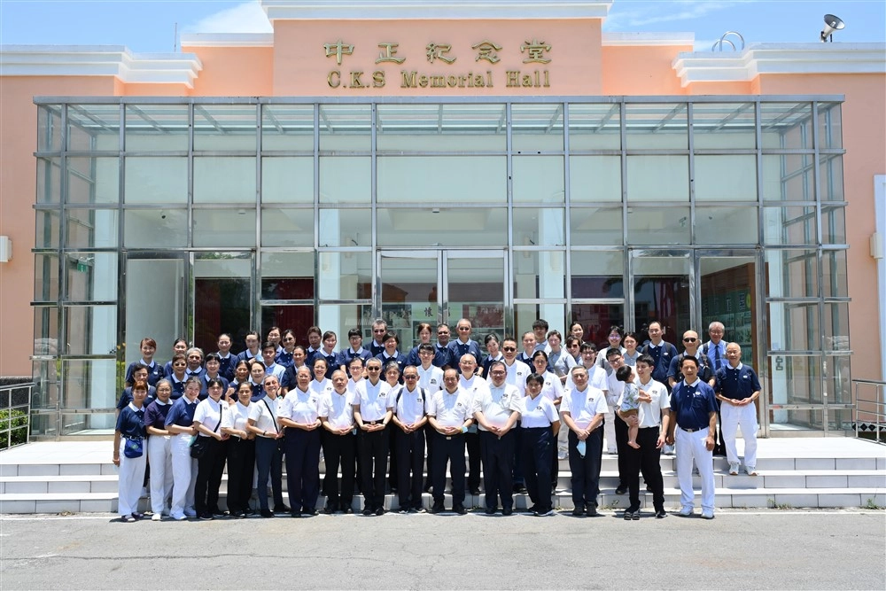 臺東兩日義診圓滿，人醫志工團隊互道感恩珍重，相約下次再聚。