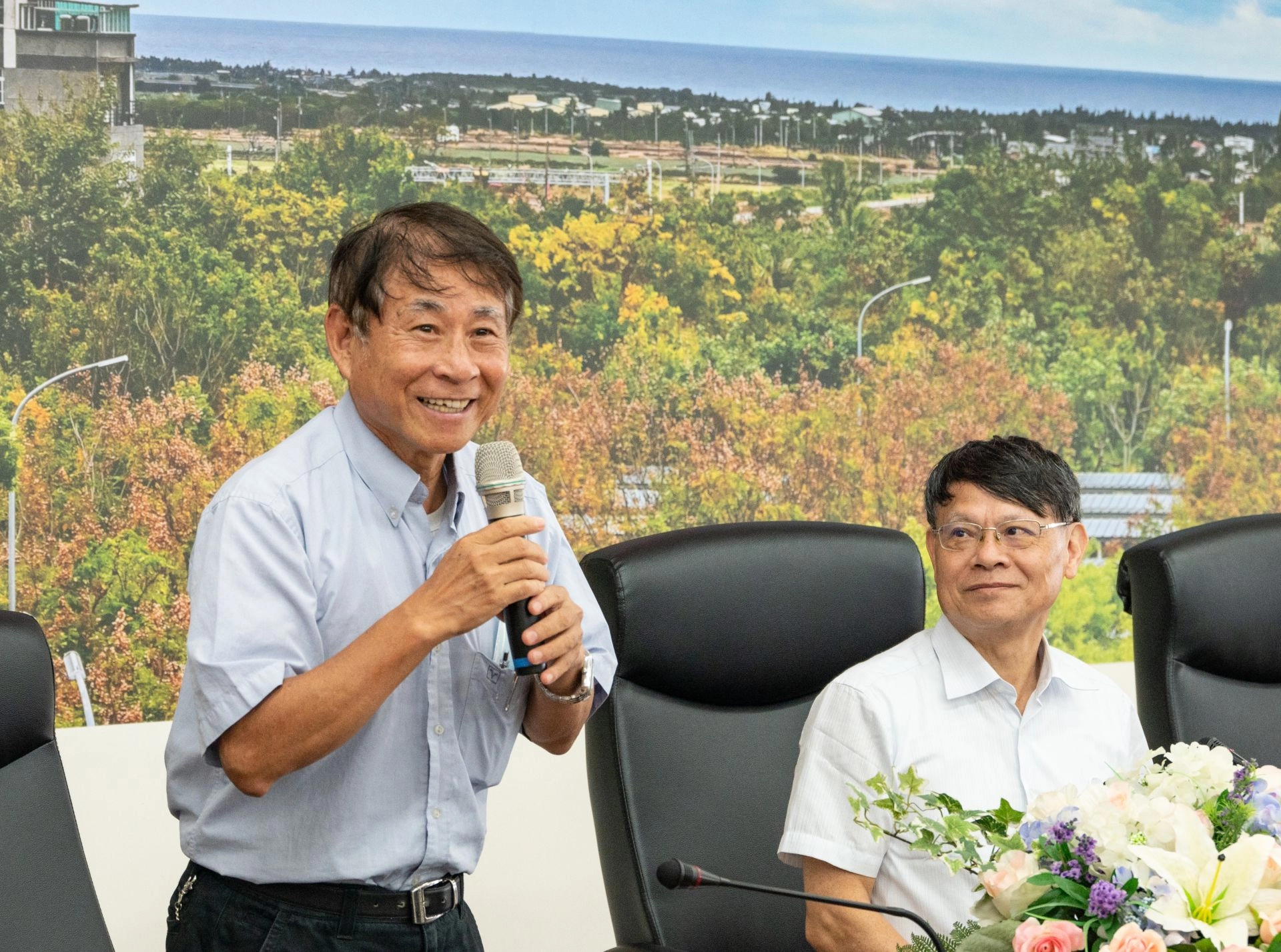 臺東大學教務長梁忠銘。