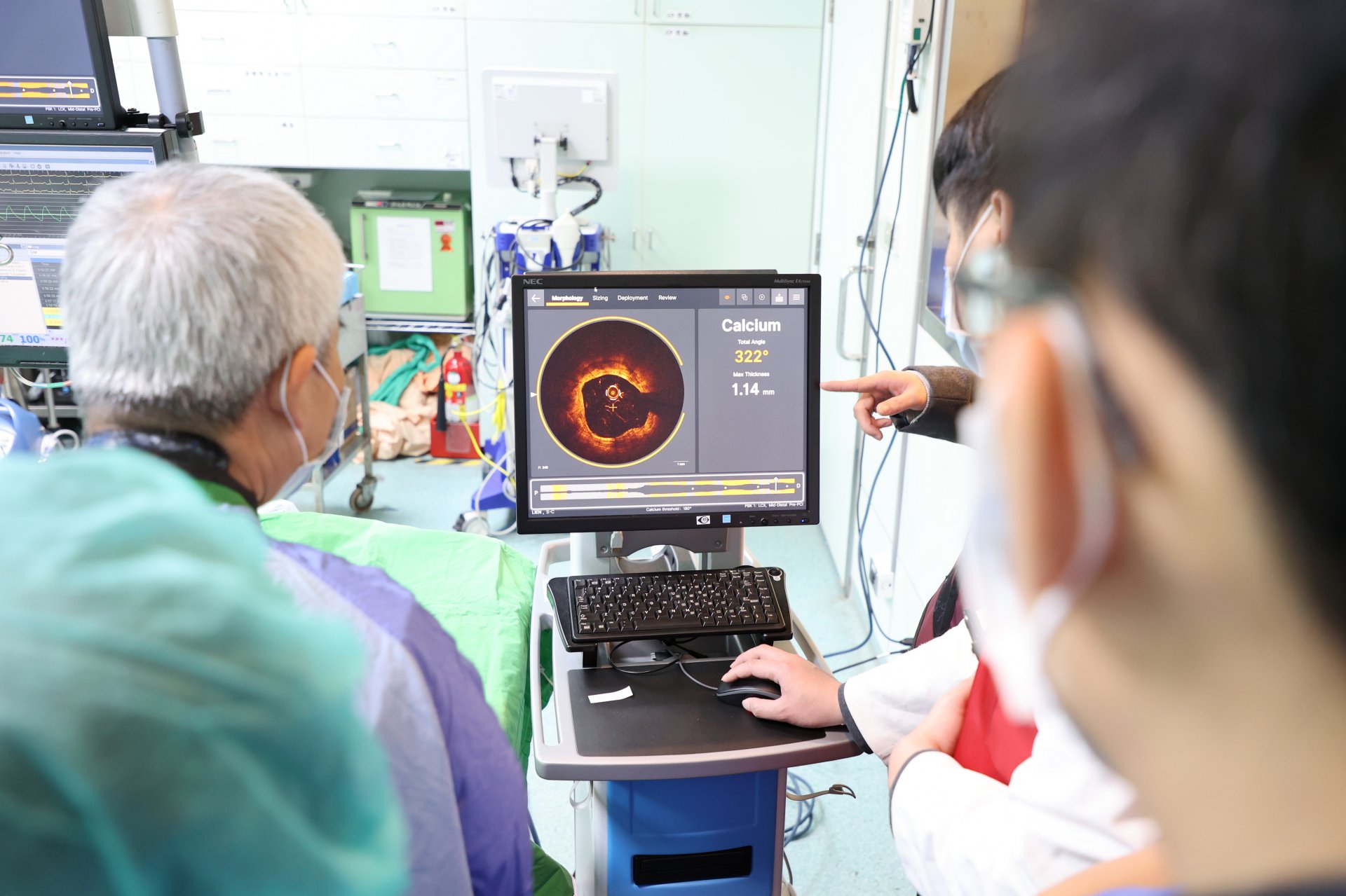 花蓮慈院為全臺灣第三家、東部第一家引入「血管內衝擊波鈣化處理技術（簡稱IVL）」的醫療院所，並於二零二三年二月完成東部首例使用IVL治療的手術。