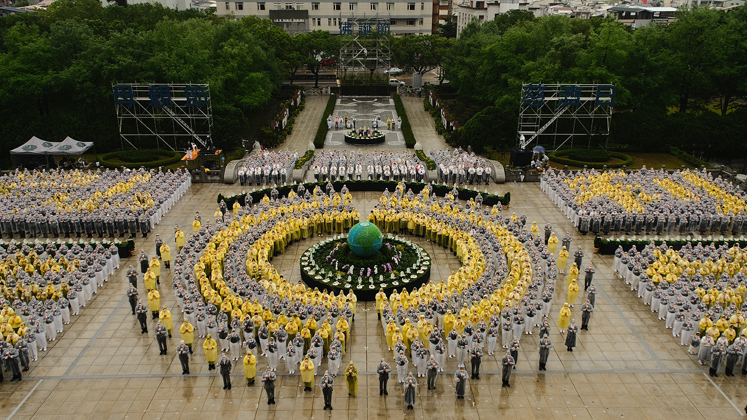 5月14日慈濟全球首場浴佛在花蓮靜思堂道侶廣場舉辦。(圖為慈濟基金會提供)
