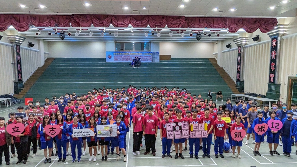 立志中學響應「飢餓三十DIY」，挑戰12小時不進食固體食物，總共245名師生參加活動。