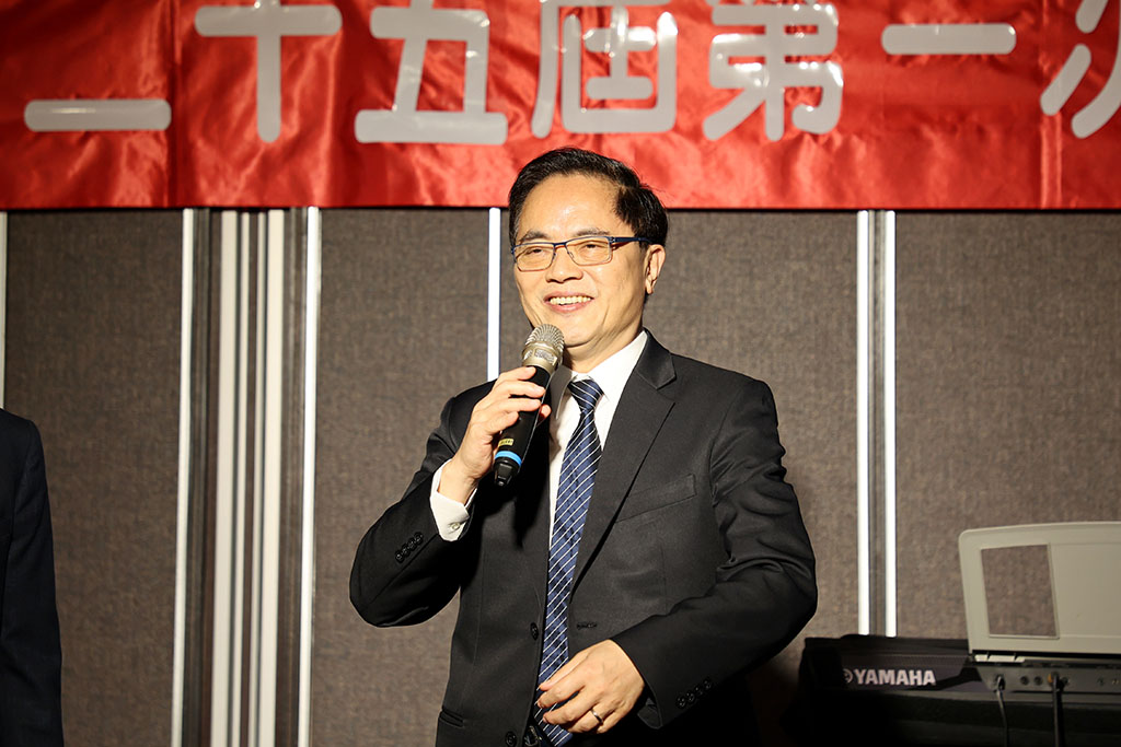 花蓮慈院院長林欣榮表示，何宗融副院長與花蓮慈院研究部團隊以天然中草藥為基礎，共同研發中醫藥物，創新突破，以期幫助更多患者邁向健康。