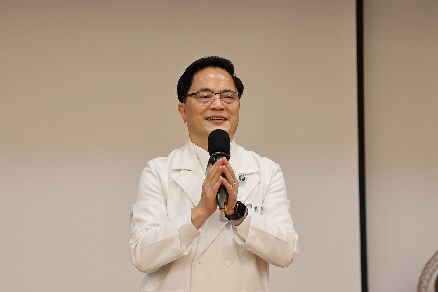 花蓮慈院林欣榮院長表示,透過研討會上的知識分享與傳遞交流,並善用科技發達和資訊技術的進步,花蓮慈院致力打造「無圍牆醫院」,以期造福更多偏鄉民眾。