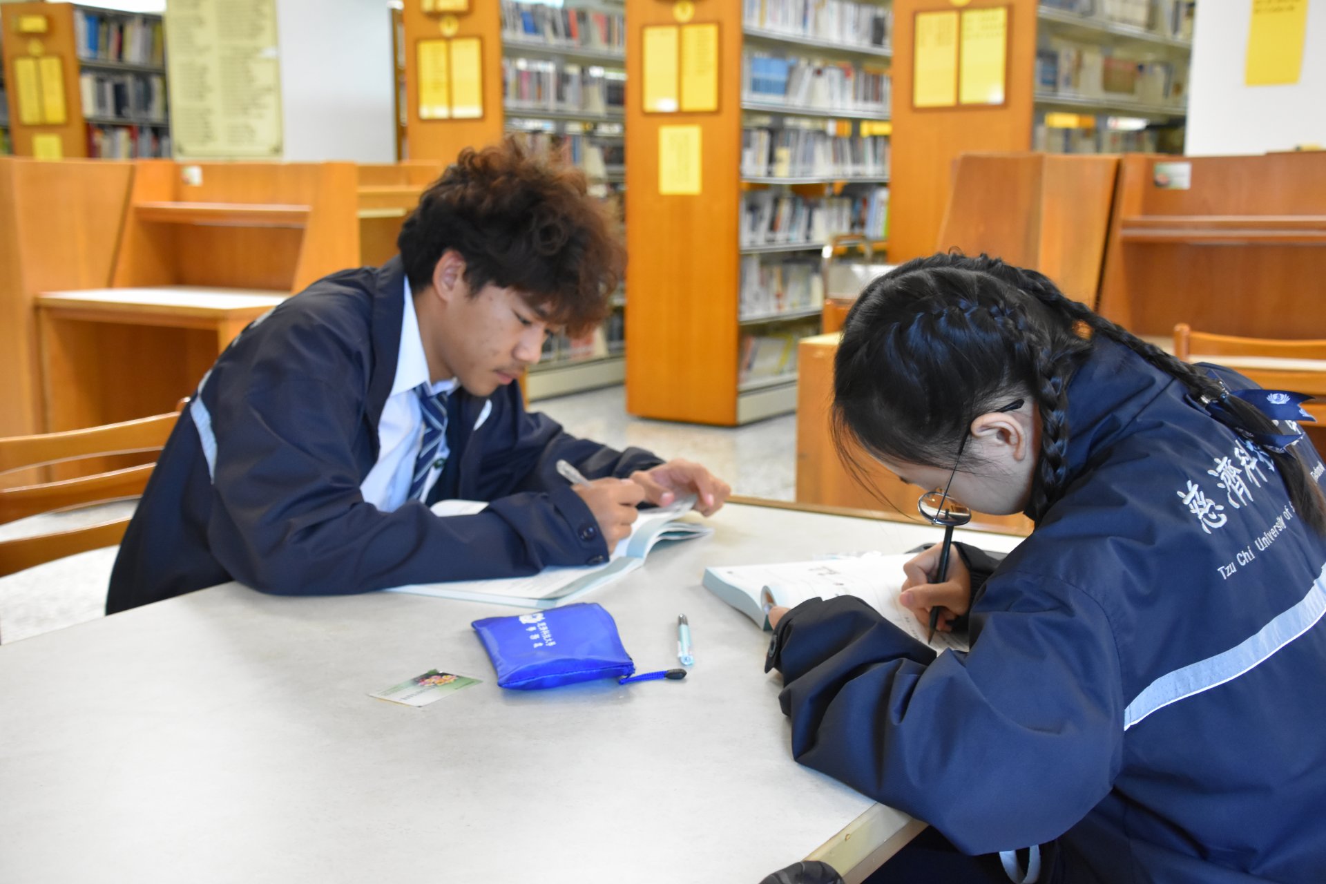 慈濟科技大學要求菲律賓學生必須通過「華語A2以上能力證照」。