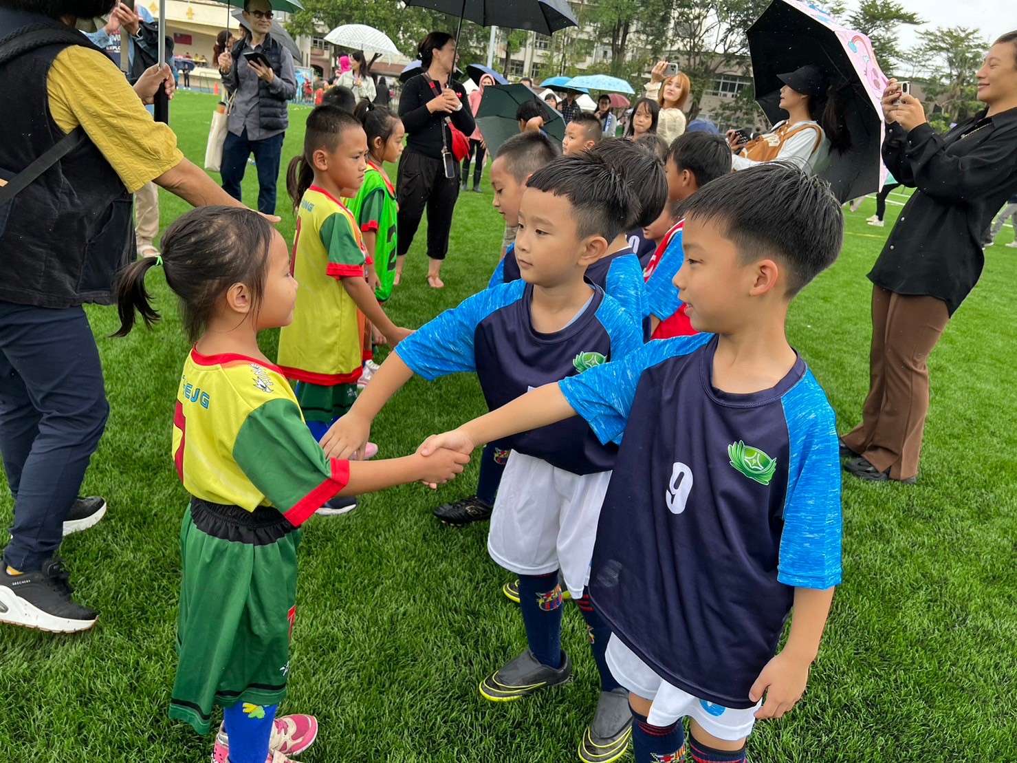 慈幼首次成軍參與足球盛事，展現運動家風範