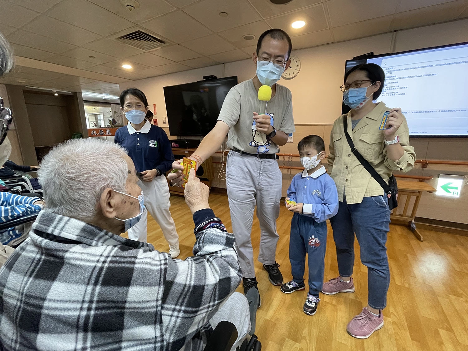 國立聯合大學「學生協作的職涯啟航」計畫主持人高淑芳老師，獲得大專校院職涯輔導。