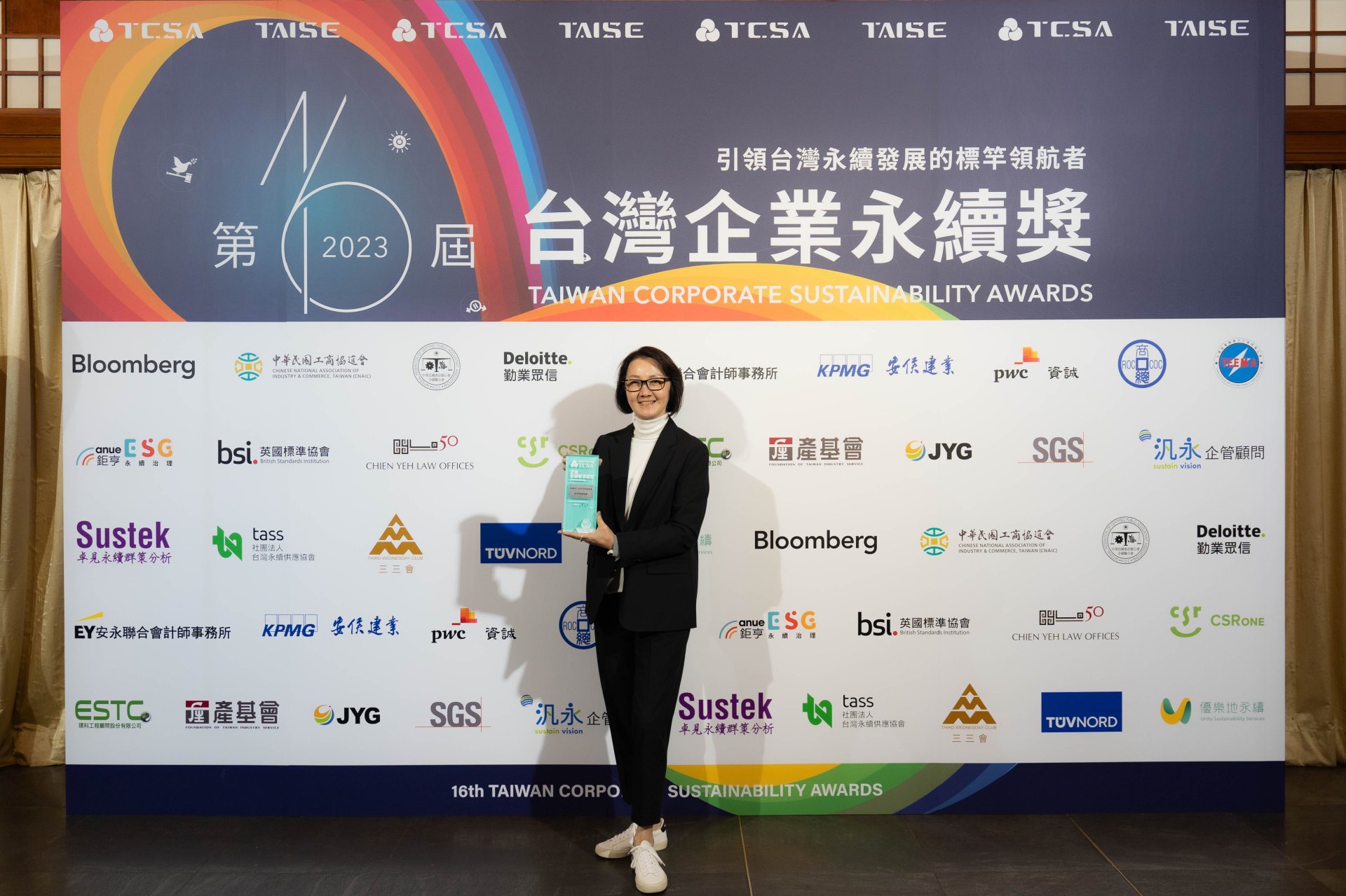 台灣世界展望會獲TSCA台灣企業永續獎,圖為會長李紹齡。