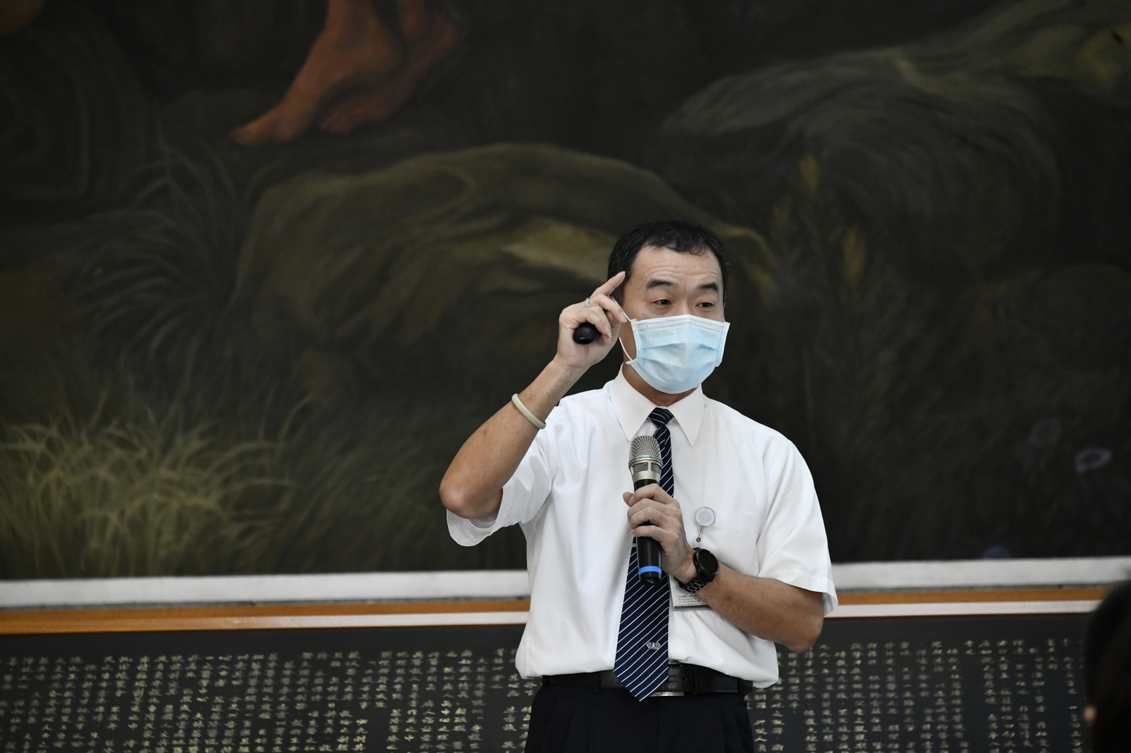 總務室主任侯俊言分享,只要從日常生活中做些改變,就可以影響環境。