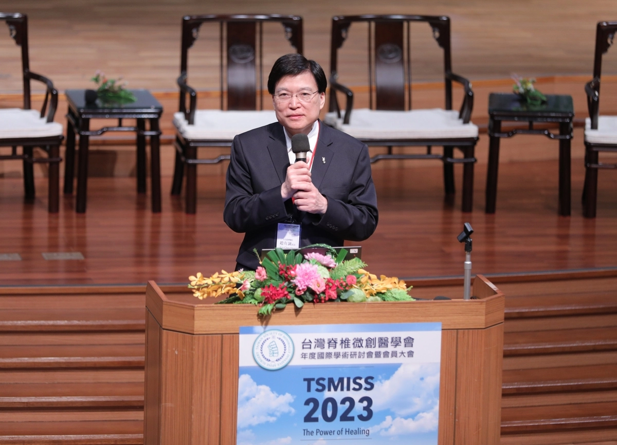 臺北慈濟醫院趙有誠院長感恩脊椎醫學年會蒞臨板橋靜思堂舉行，這裡溫馨富有人文氛圍，歡迎各位醫學先進在此精研技術。
