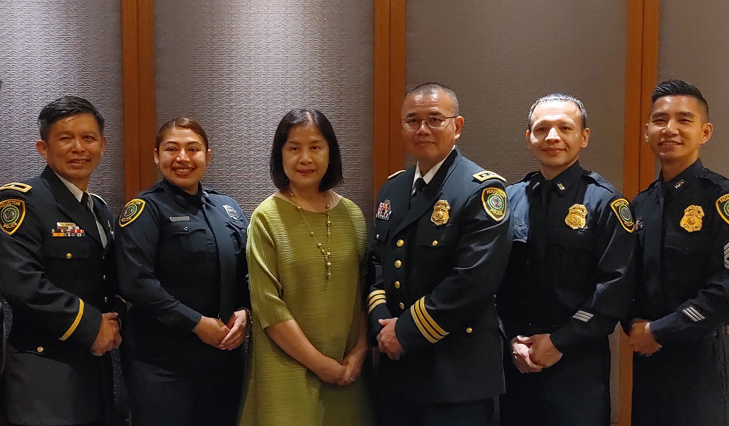 教育部國際及兩岸教育司李司長彥儀接見美國休士頓警察局警用華語研習團Ban Tien副局長。