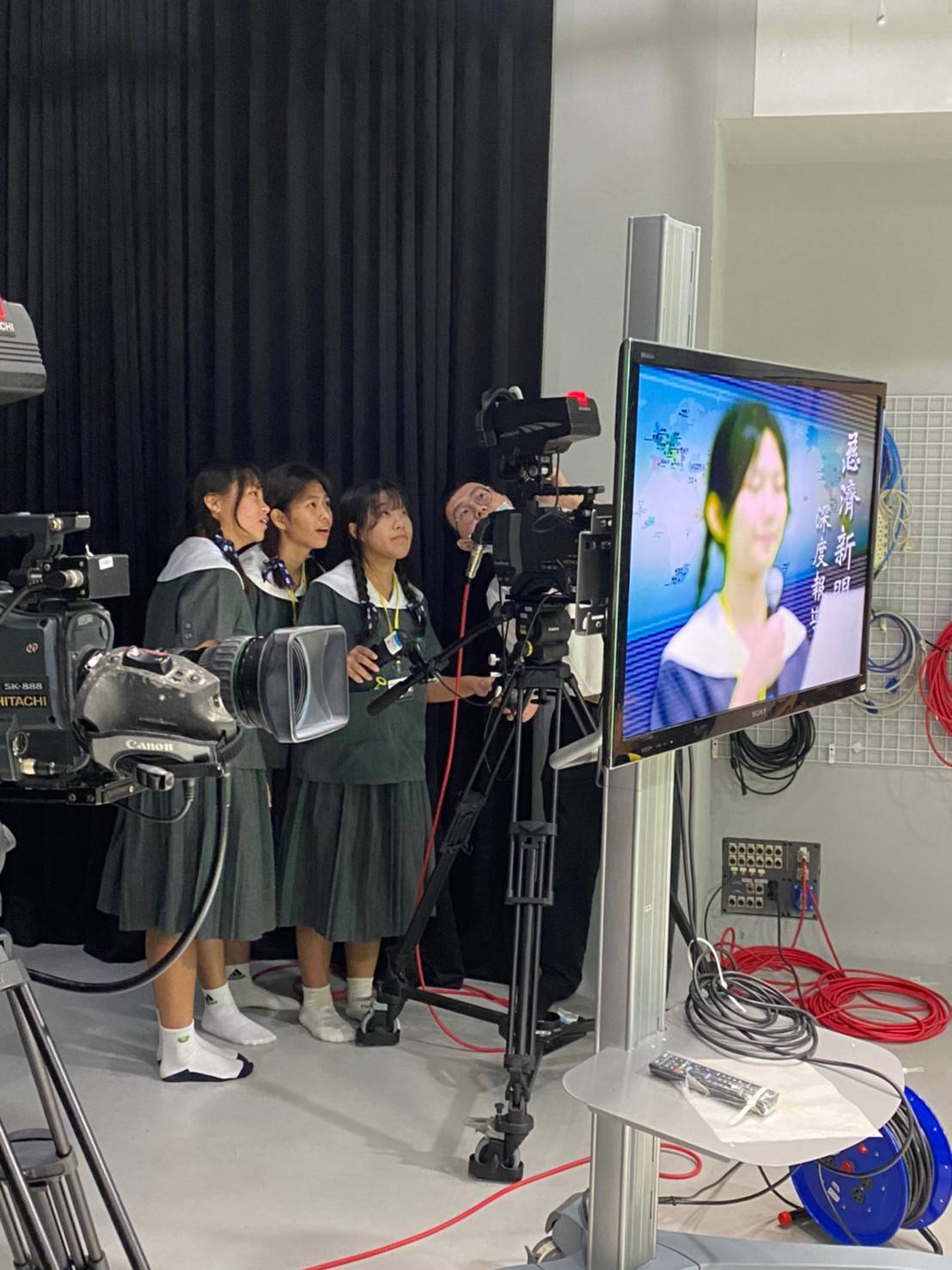影視傳播的攝影棚體驗讓同學印象深刻