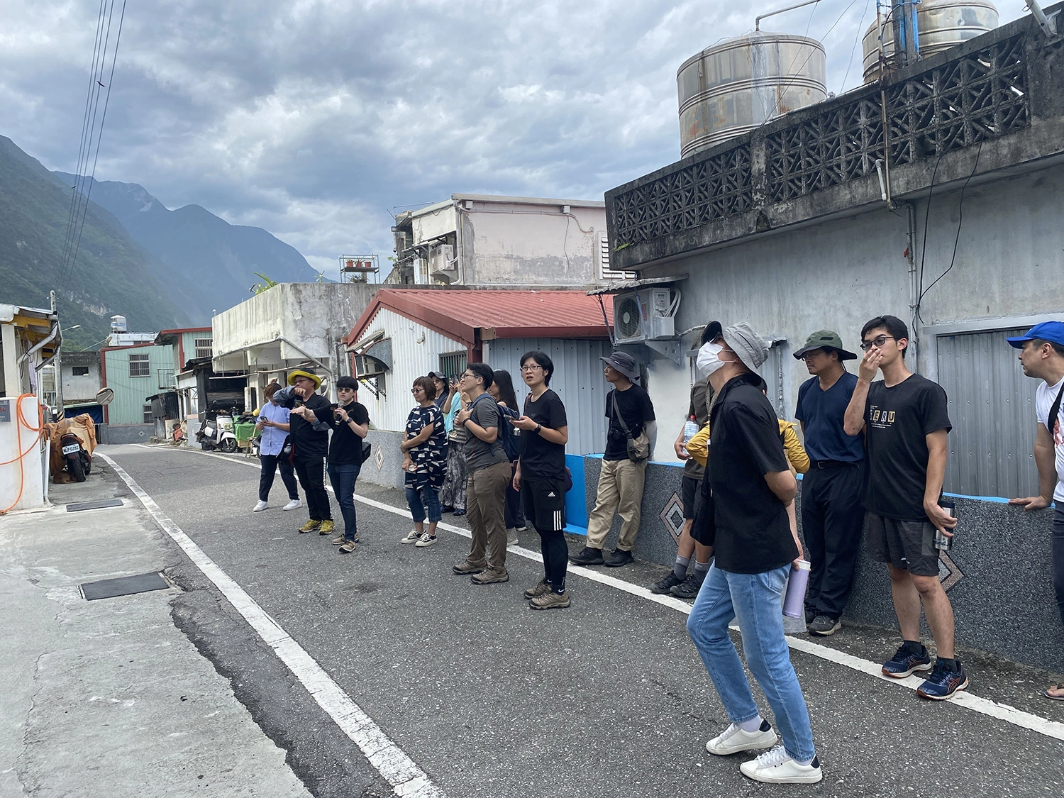  走訪崇德遺址。