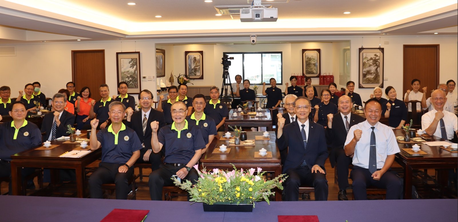 佛教慈濟慈善事業基金會與國軍退除役官兵輔導委員會，9月12日上午在慈濟臺北舊分會正式簽訂合作備忘錄。