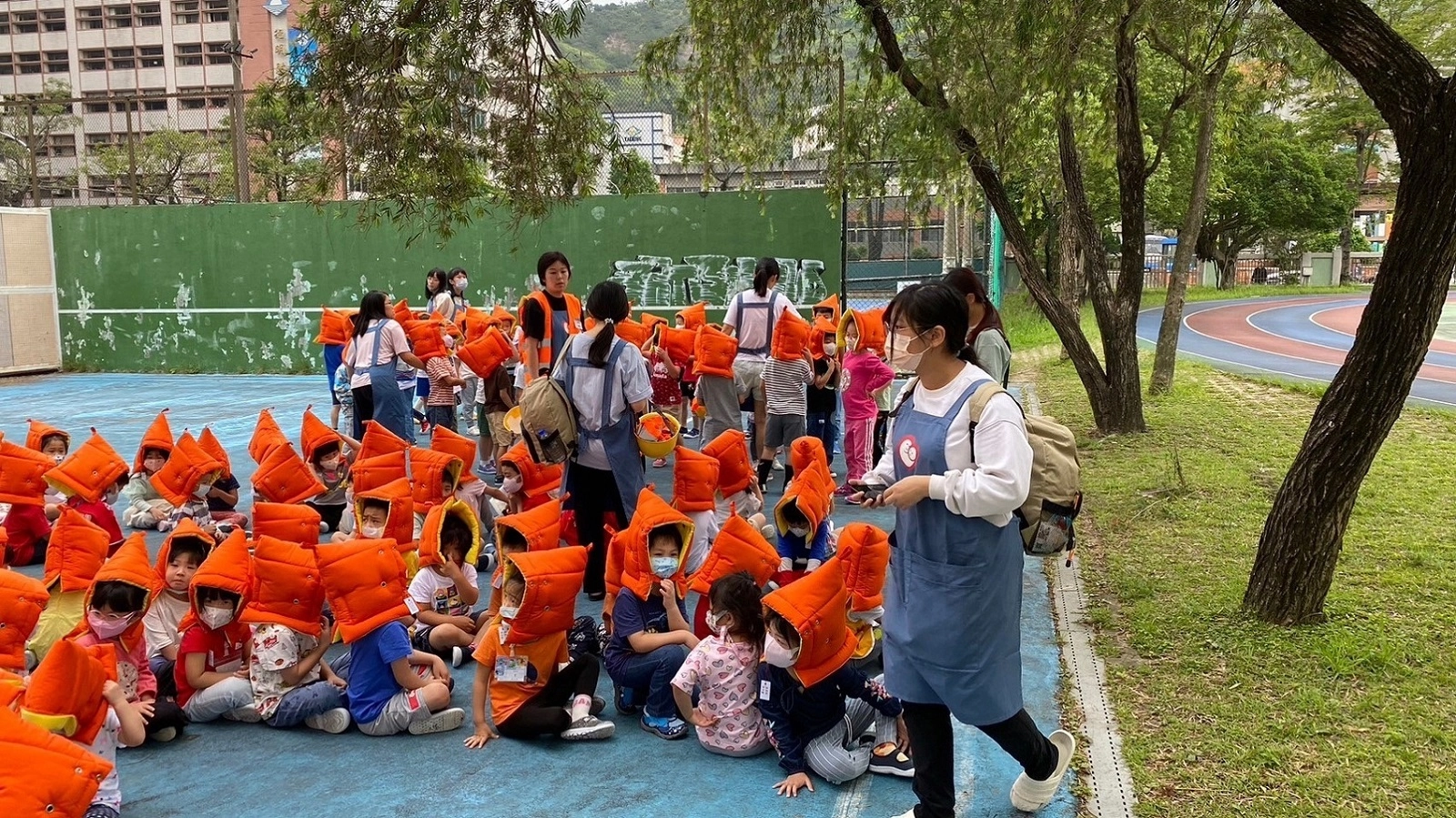 臺北市西中非營利幼兒園防災逃生演練