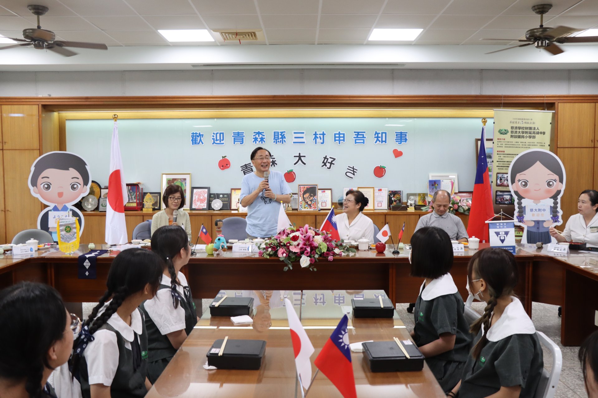 三村知事讚嘆慈中學生的氣質與眾不同