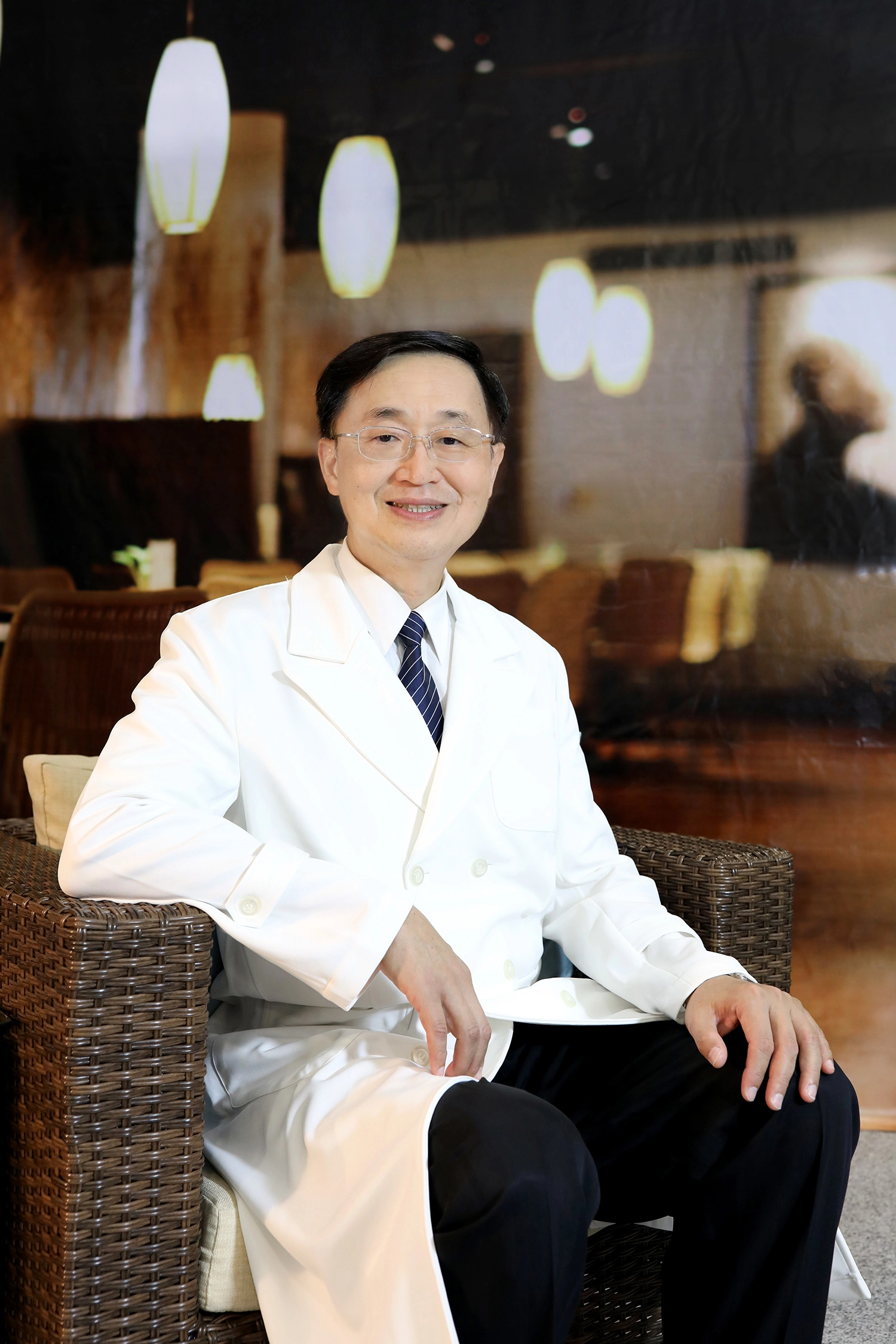 王傳育主任指出，橫斷性脊髓炎患者的發炎部位一般在腰椎，其次是胸椎，小妤的發炎位於頸椎，實屬罕見中的罕見。