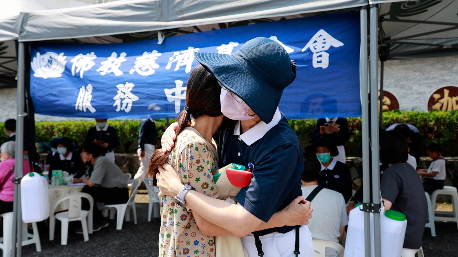 地震過後 慈濟大學師生展現愛的力量