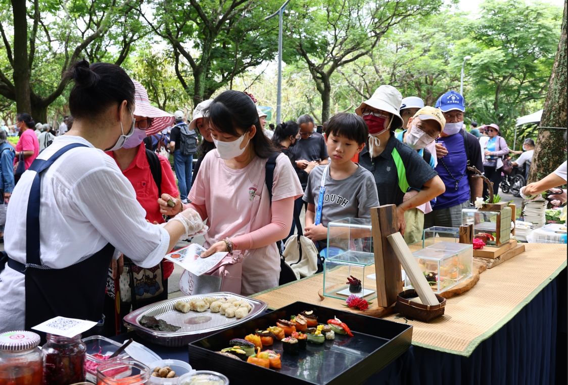 響應「世界地球日」慈濟舉辦蔬食無痕家庭日