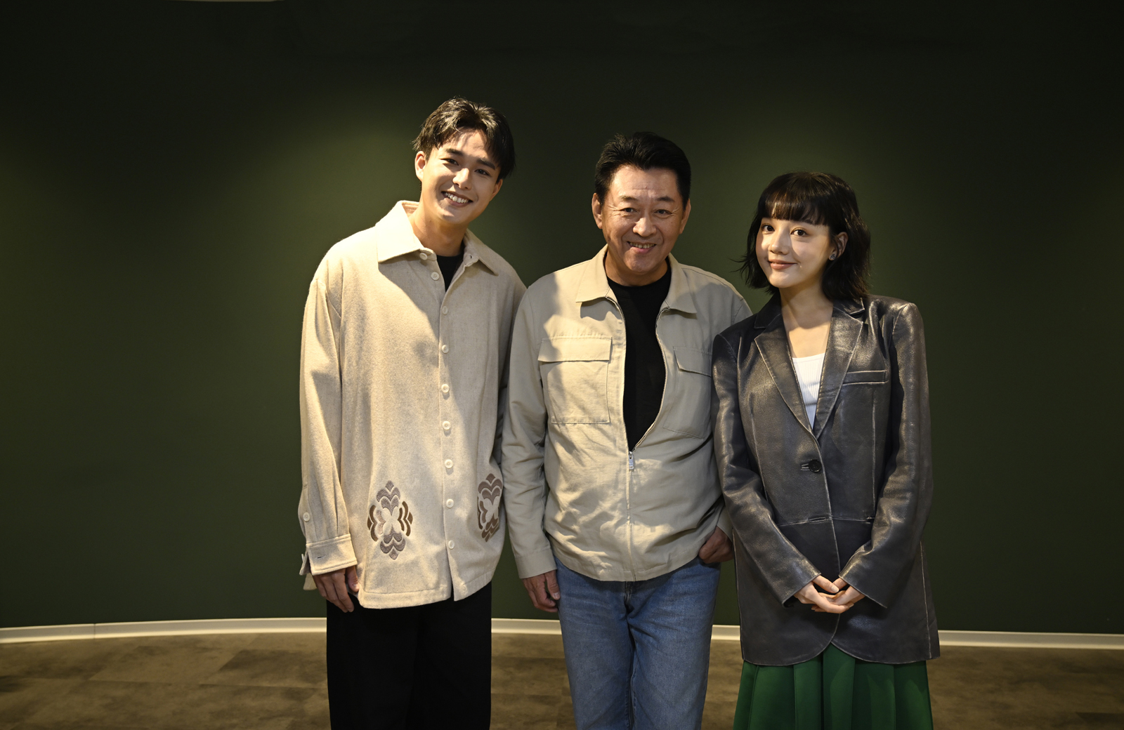 大愛劇《血‧拾人生》演員左起：安俊朋、庹宗華、林思廷出席茶敘。
