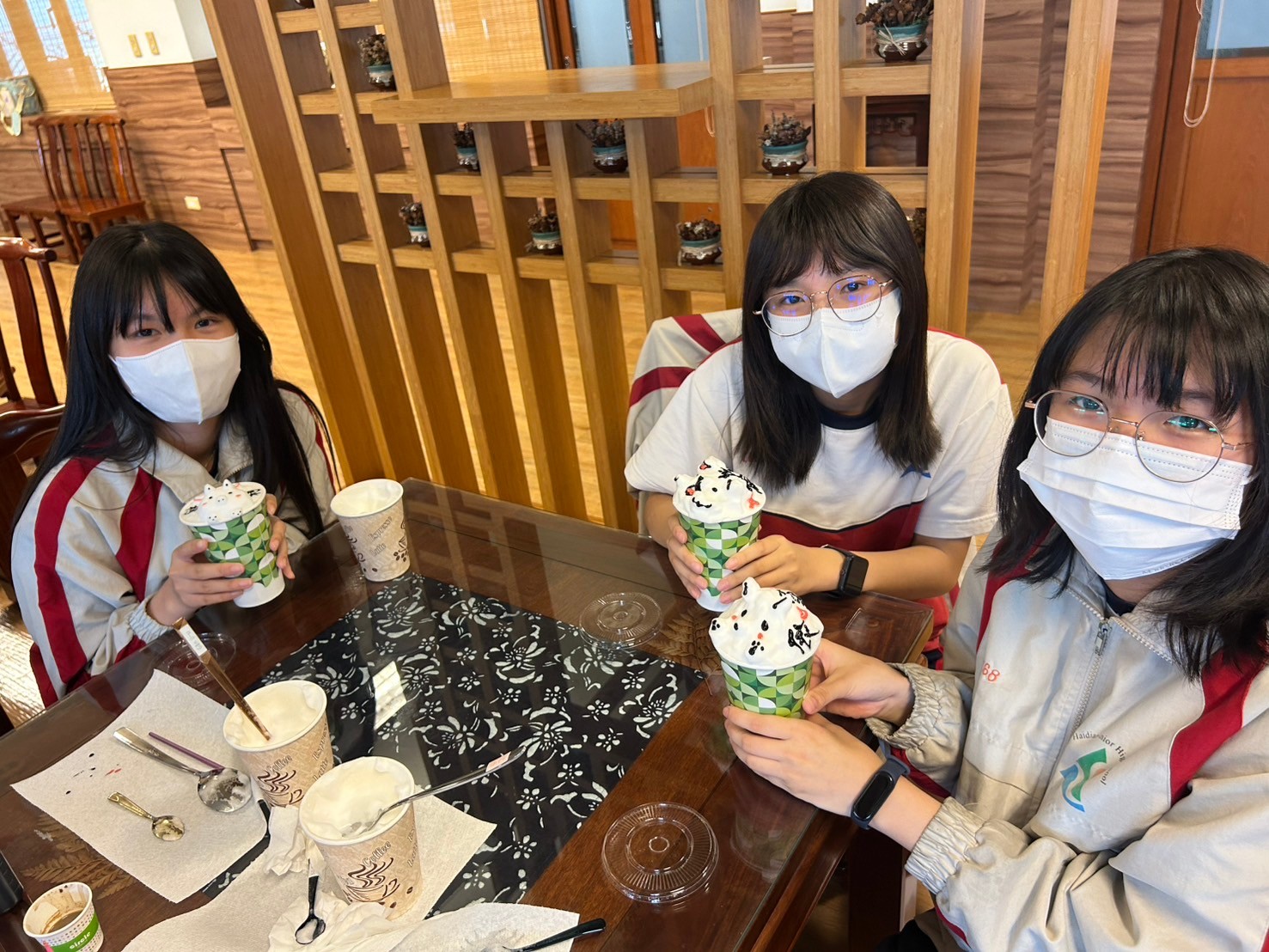 3D立體奶泡拉花，體驗個人化的奶泡創作。