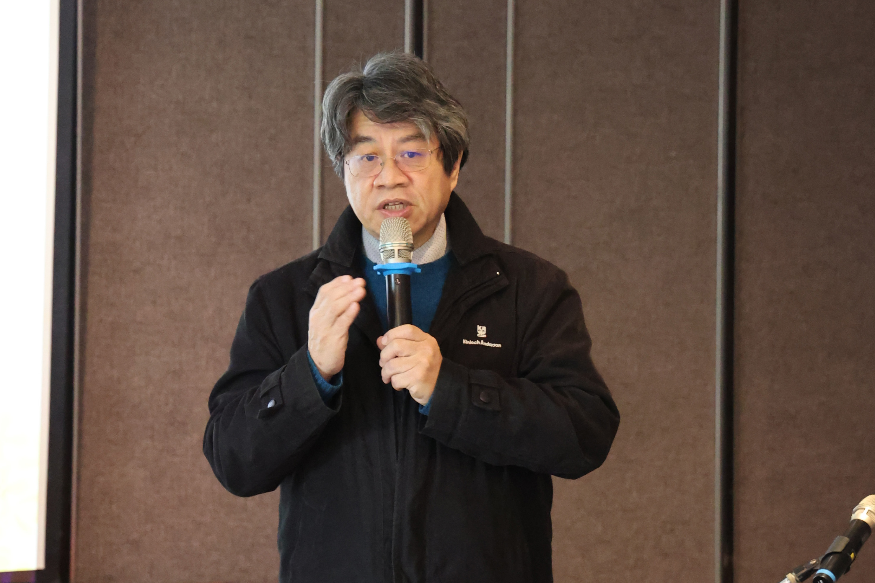 首次以器官捐贈移植登錄及病人自主推廣中心董事長身分參加感恩音樂會的李明哲醫師，即將升任雙和醫院院長，他也是許多受贈者的移植醫師及好朋友。