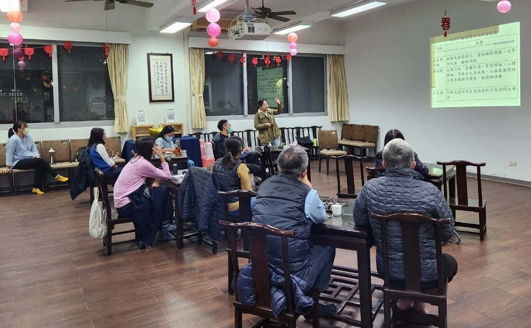 不同年齡孩子對於壓力有不同反應，家長要能事先了解，才能讀懂孩子的心。