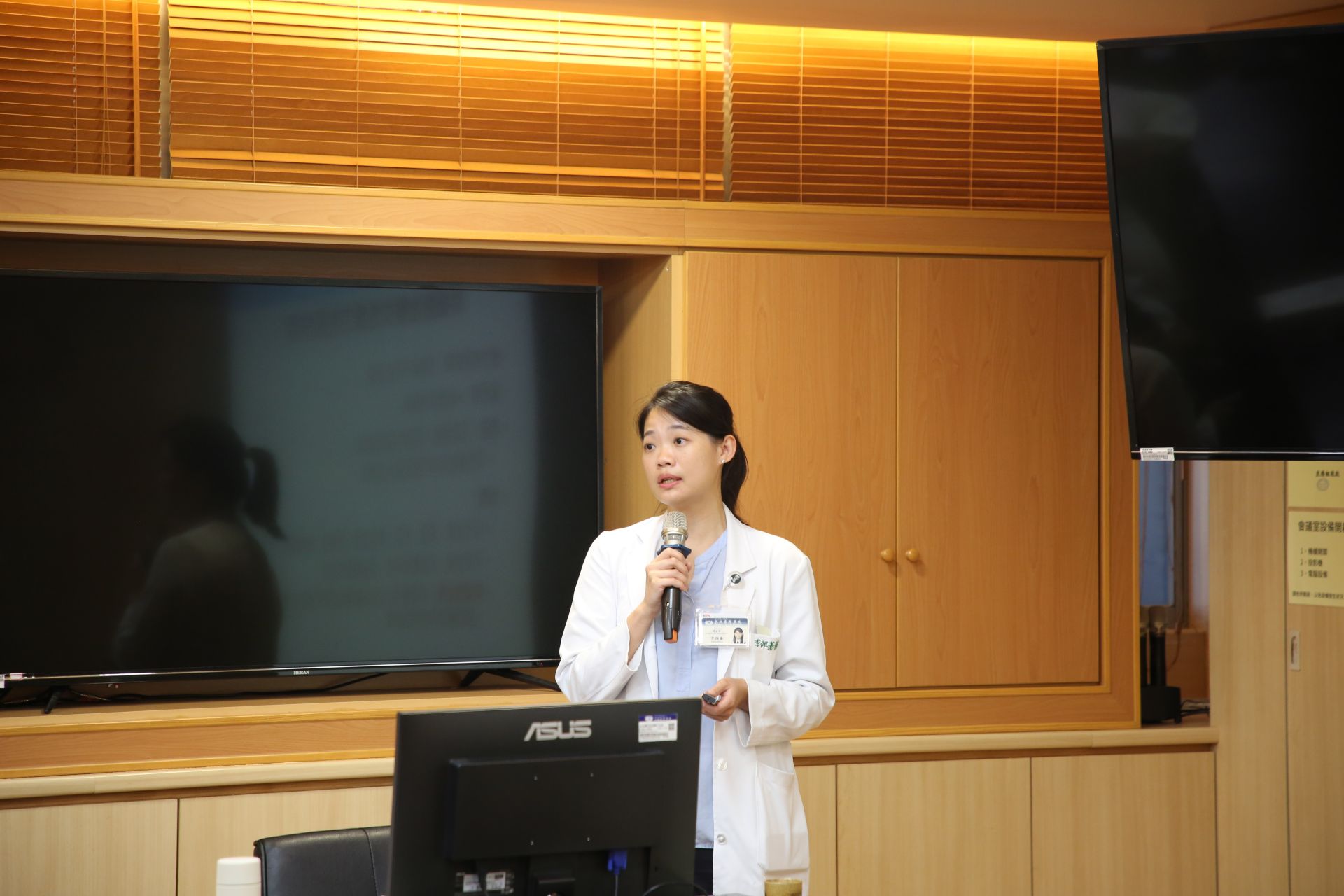 花蓮慈院婦產部婦科主任李佩蓁從醫以來就一直在想，有沒有更適合且有效的治療選擇，近兩年來發現幹細胞在治療女性應力性尿失禁的潛力，希望透過三方合作，為治療女性應力性尿失禁帶來革命性的解決方案。
