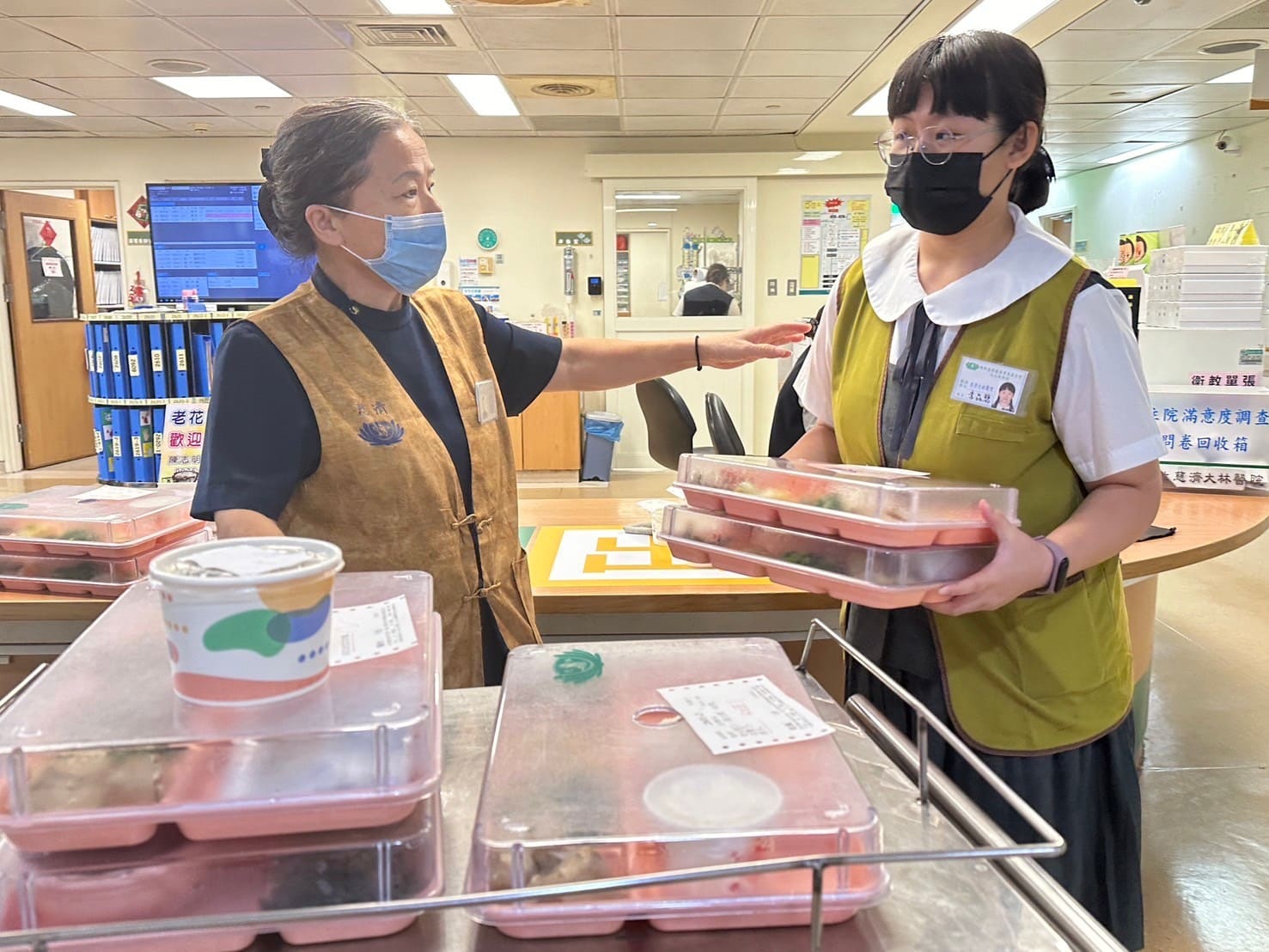 有定點師姑全程陪伴，同學在醫院志工行安心不惶恐。