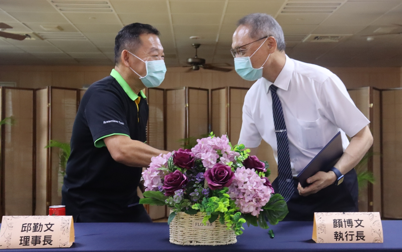 慈濟攜手綠色奇蹟，將更精準及擴大提供再生電腦協助翻轉弱勢。
