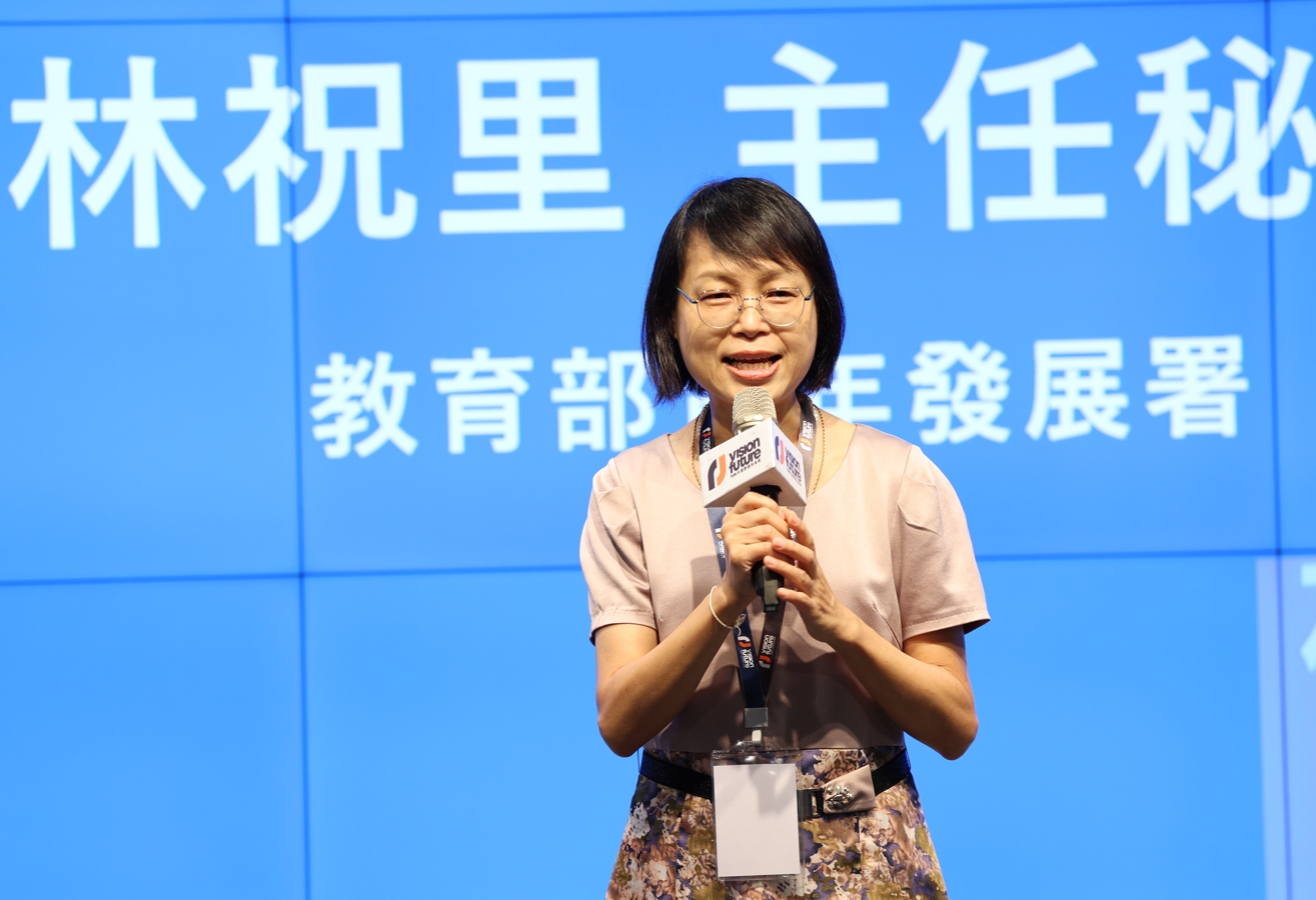 教育部青年發展署主任秘書林祝里說：「慈濟已連續七年舉辦青年公益實踐計畫，今天我是第一次參加Demo Day，讓我看到年輕人的創意，如何觀察社會，和實踐社會的作法，和永續、創新。」