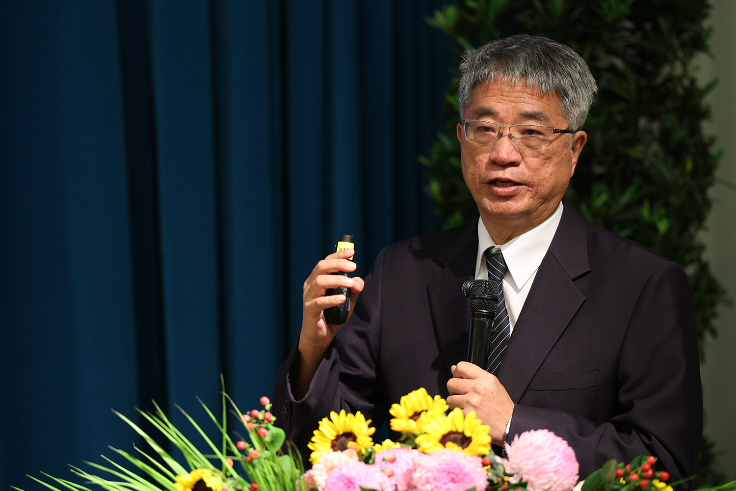 慈大陳宗鷹副校長分享分享「傳承醫道育良醫」。（攝影：羅景譽）