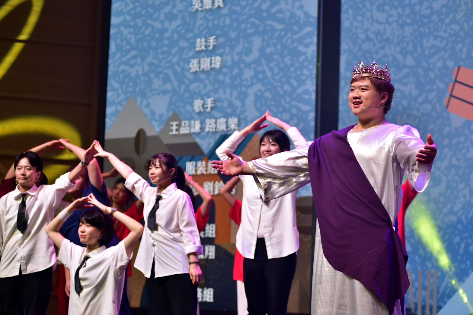 跨世代聯合動人戲劇呈現《家的幸福模樣》，引起許多家庭共鳴，讓家的心更靠近。 