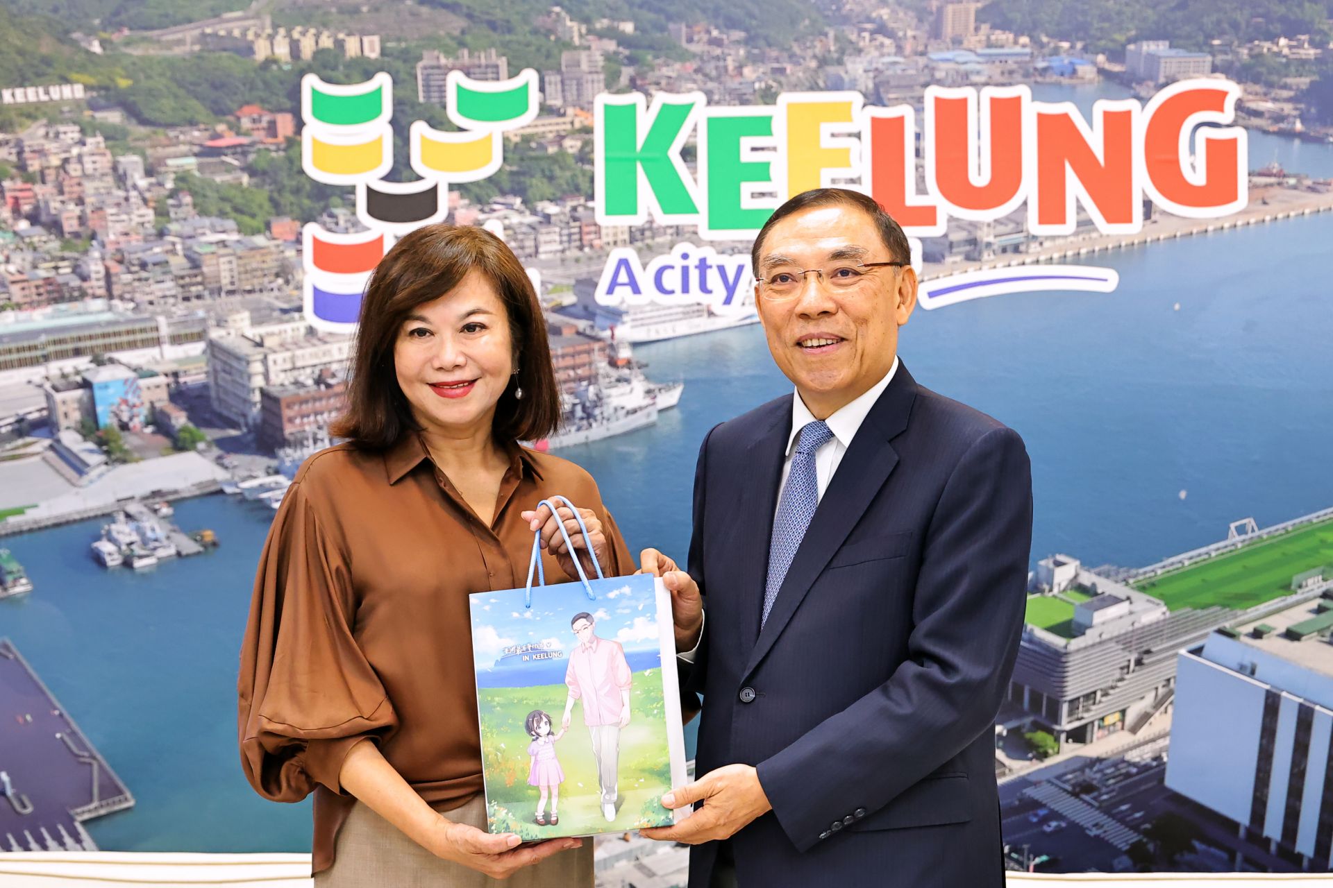 副市長邱佩琳感謝台新青少年基金會董事長蔡清祥推動青年志願服務