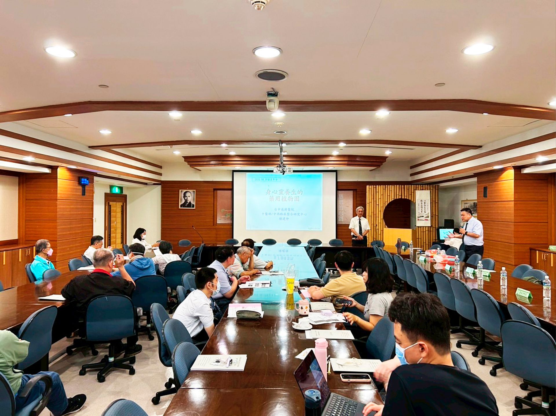 葉明憲主任介紹-台中慈院陳建仲主任