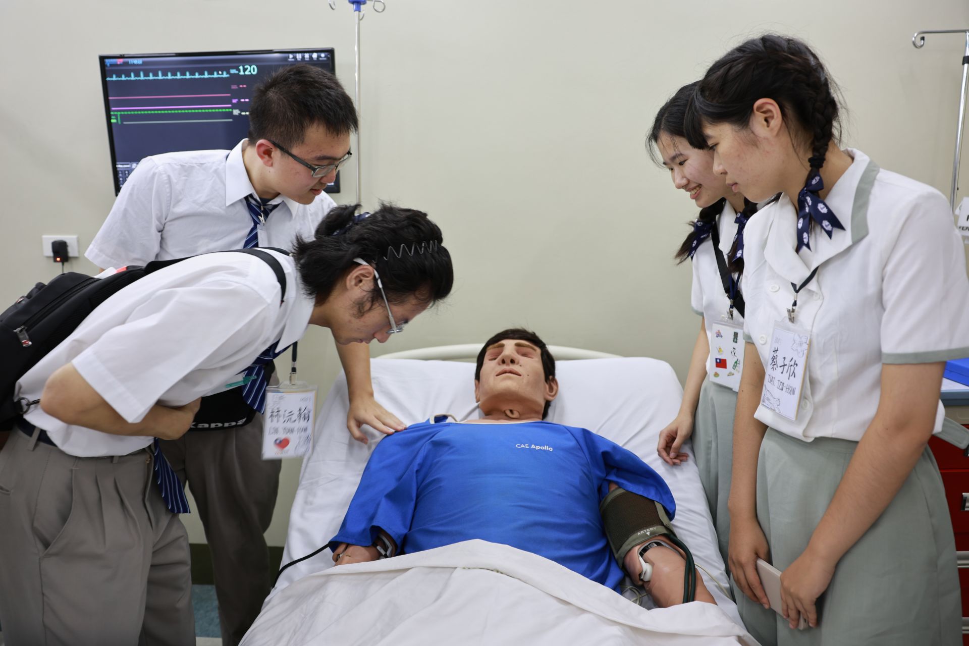 參訪遠東大學專業教室